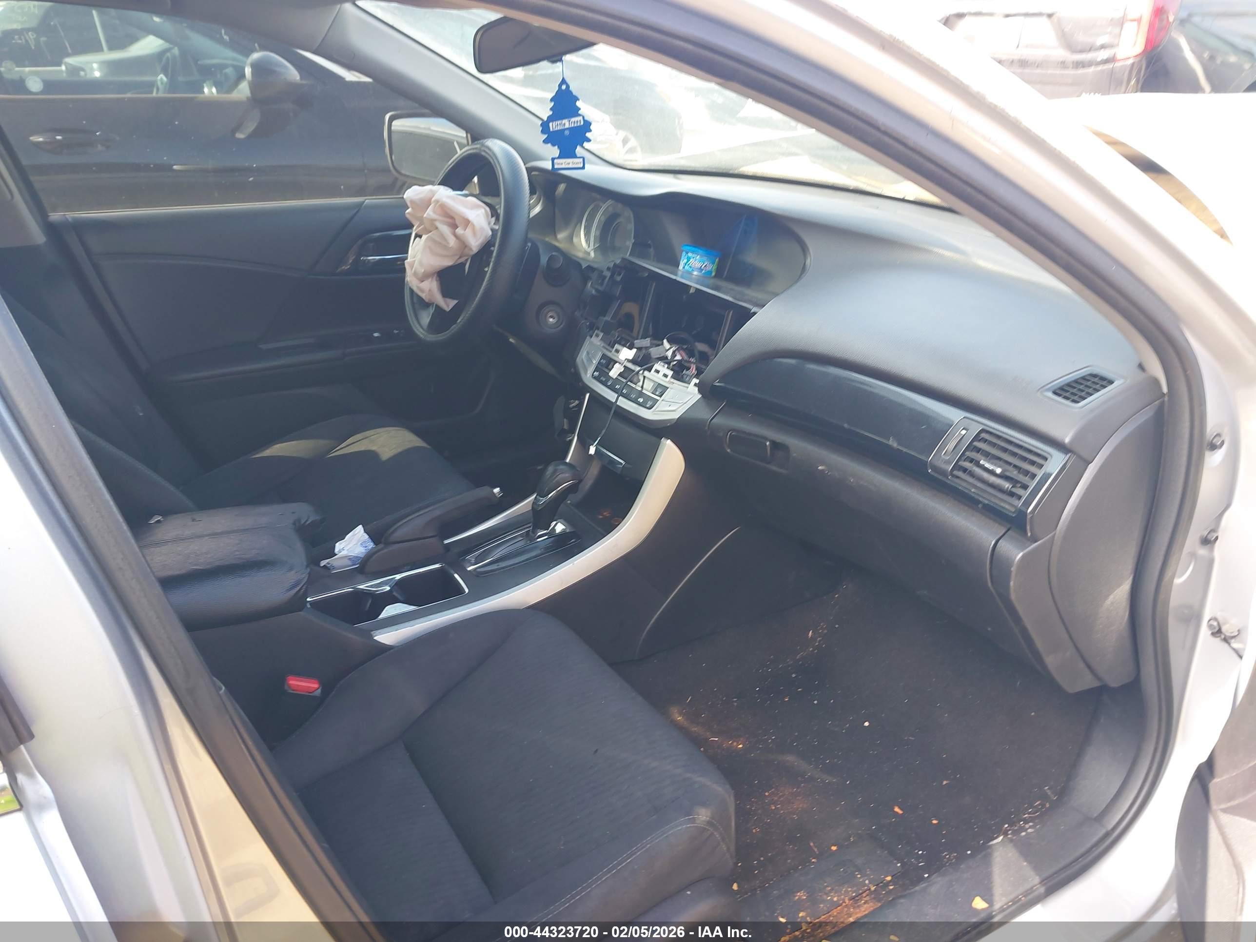 HONDA ACCORD image 5