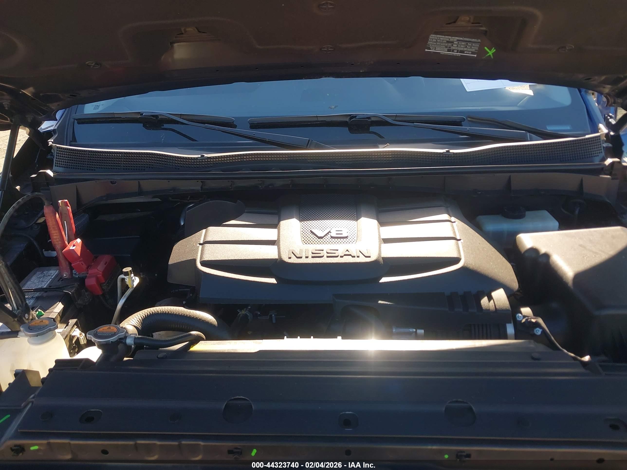 NISSAN TITAN image 10