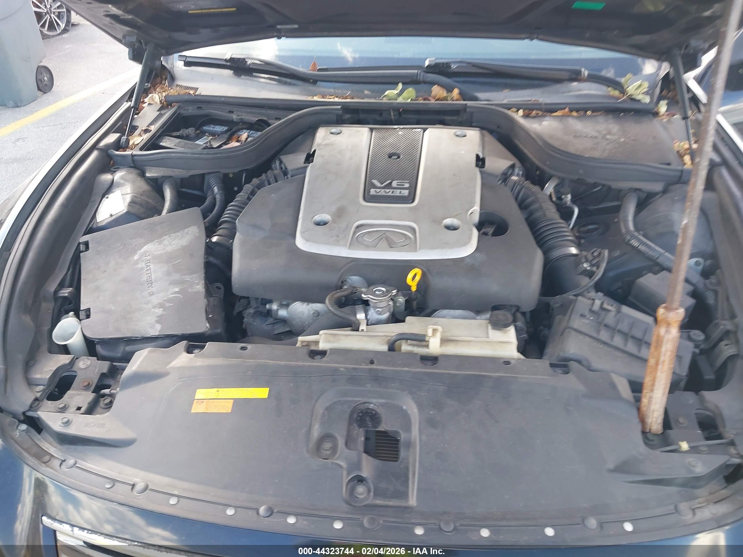 INFINITI G37 image 10