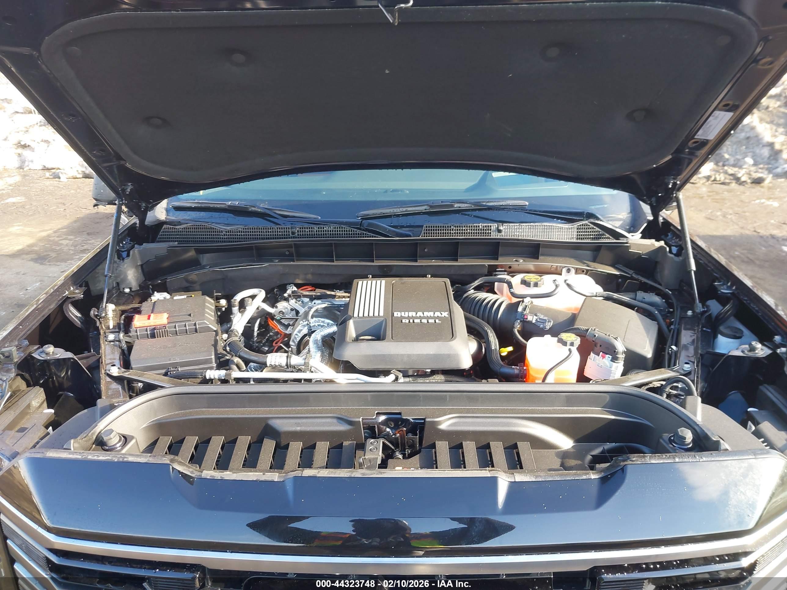 GMC SIERRA image 10