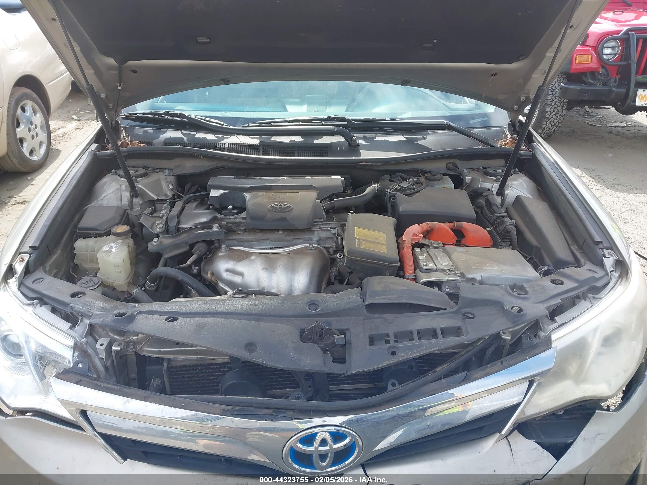TOYOTA CAMRY image 10