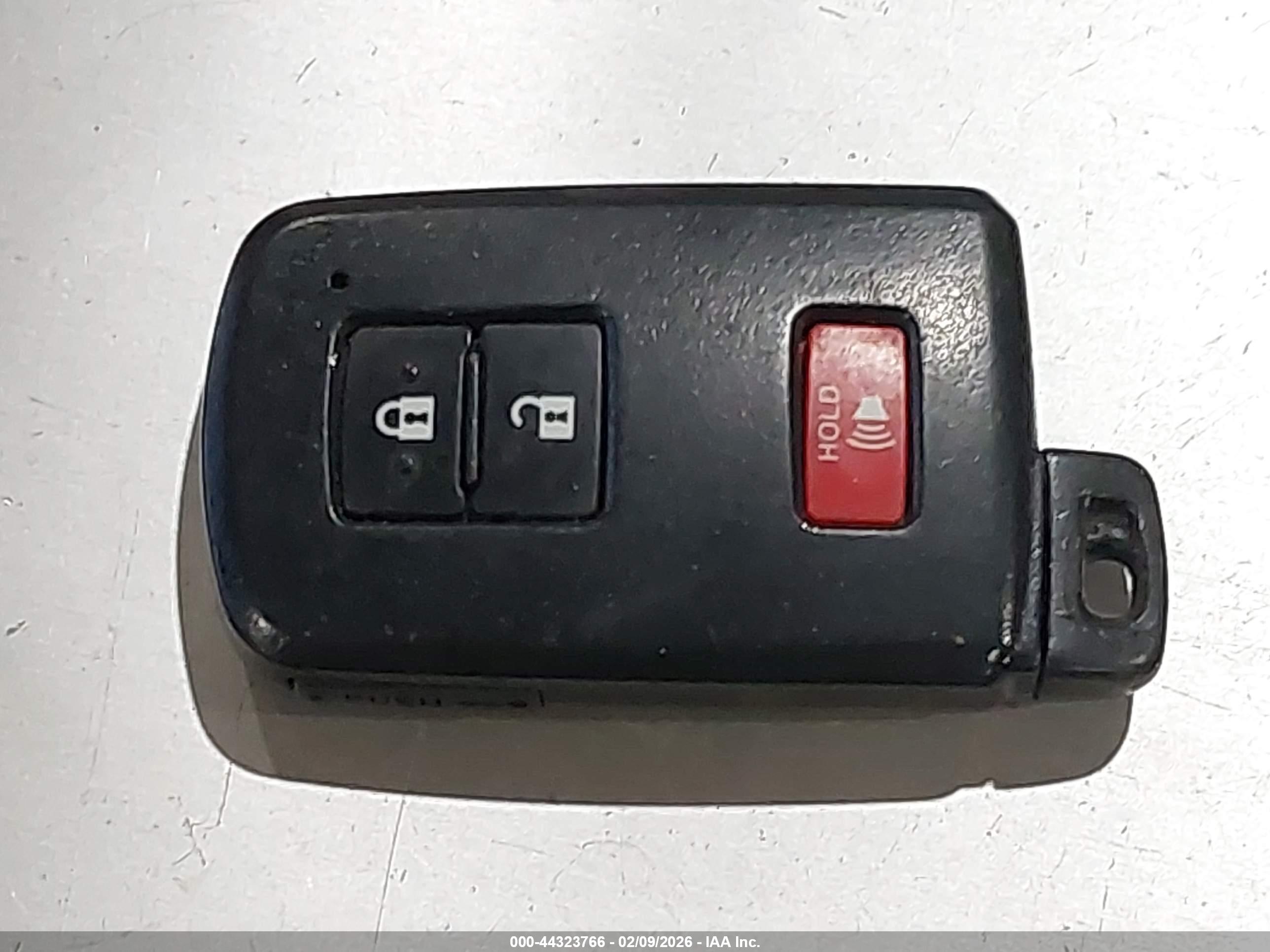 TOYOTA TACOMA image 11