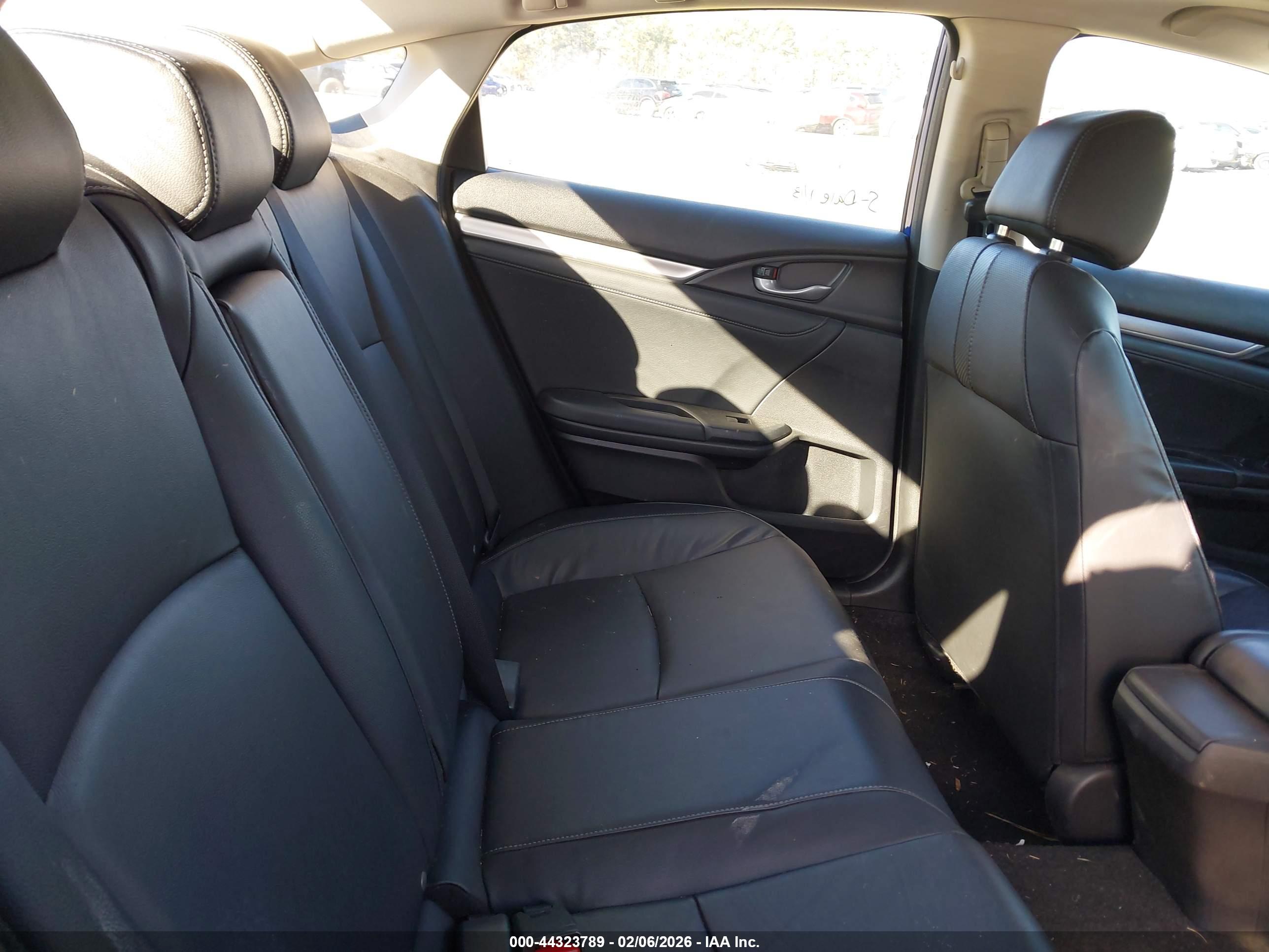 HONDA CIVIC image 8