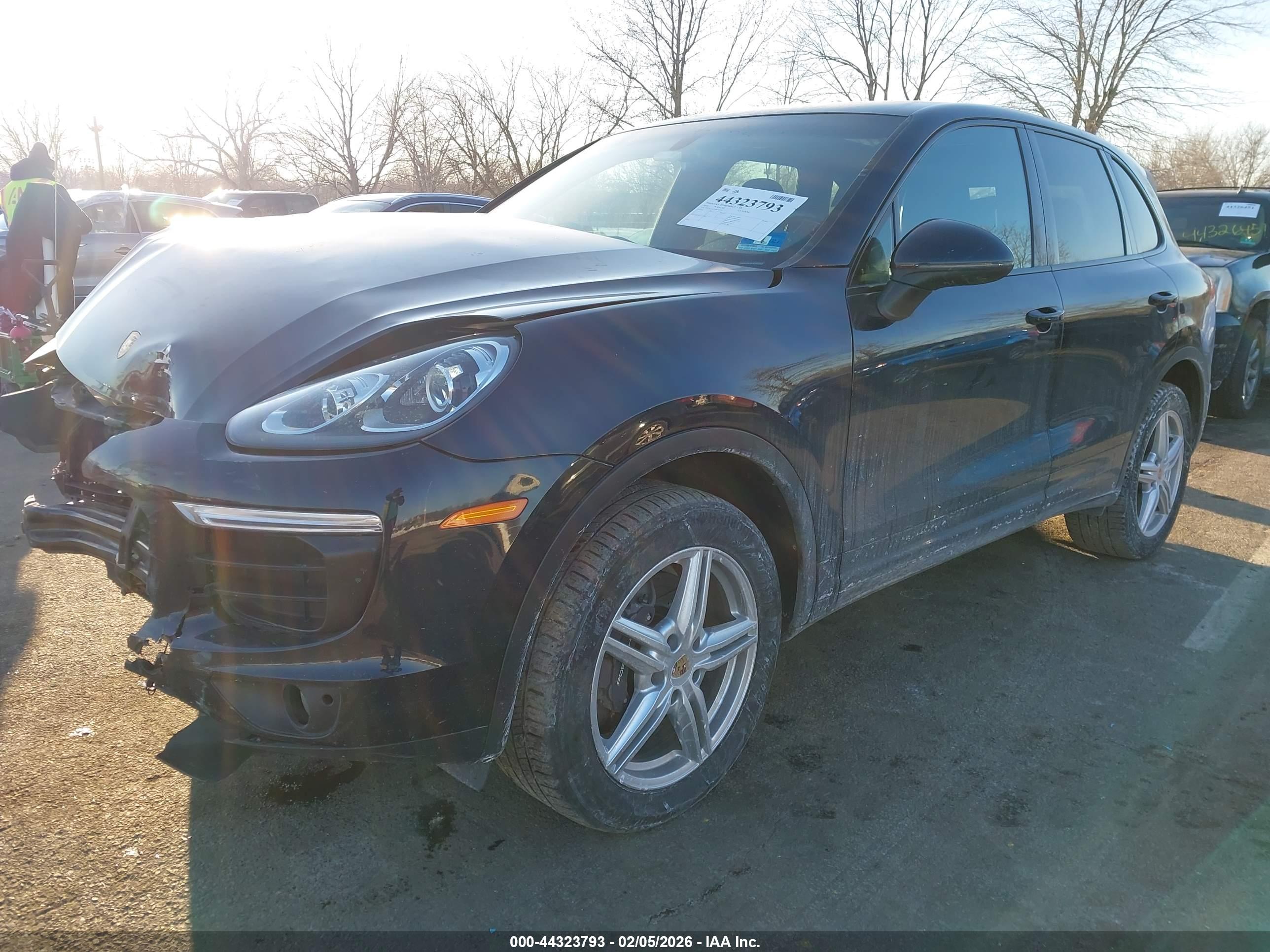 PORSCHE CAYENNE image 2