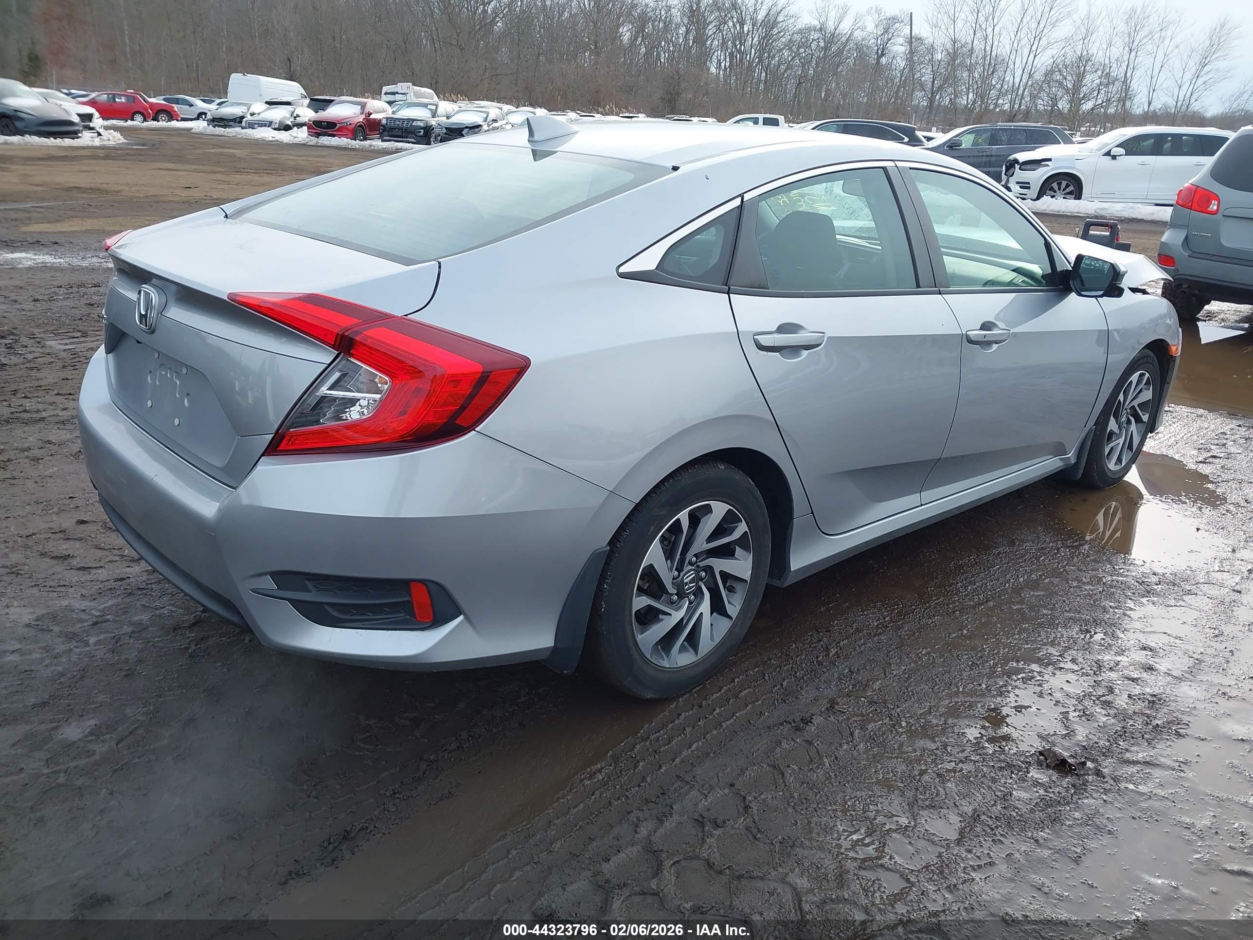 HONDA CIVIC image 4
