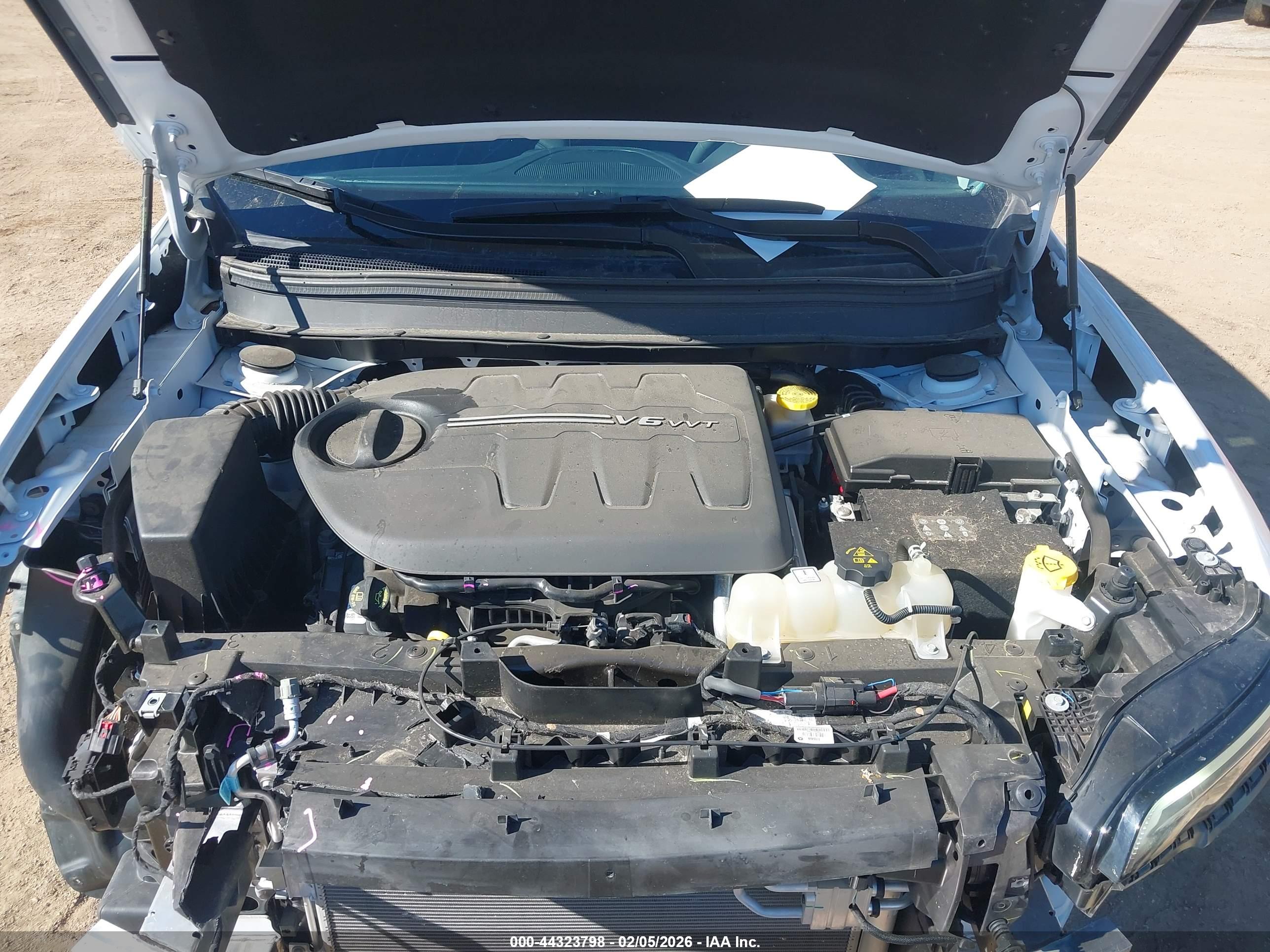 JEEP CHEROKEE image 10