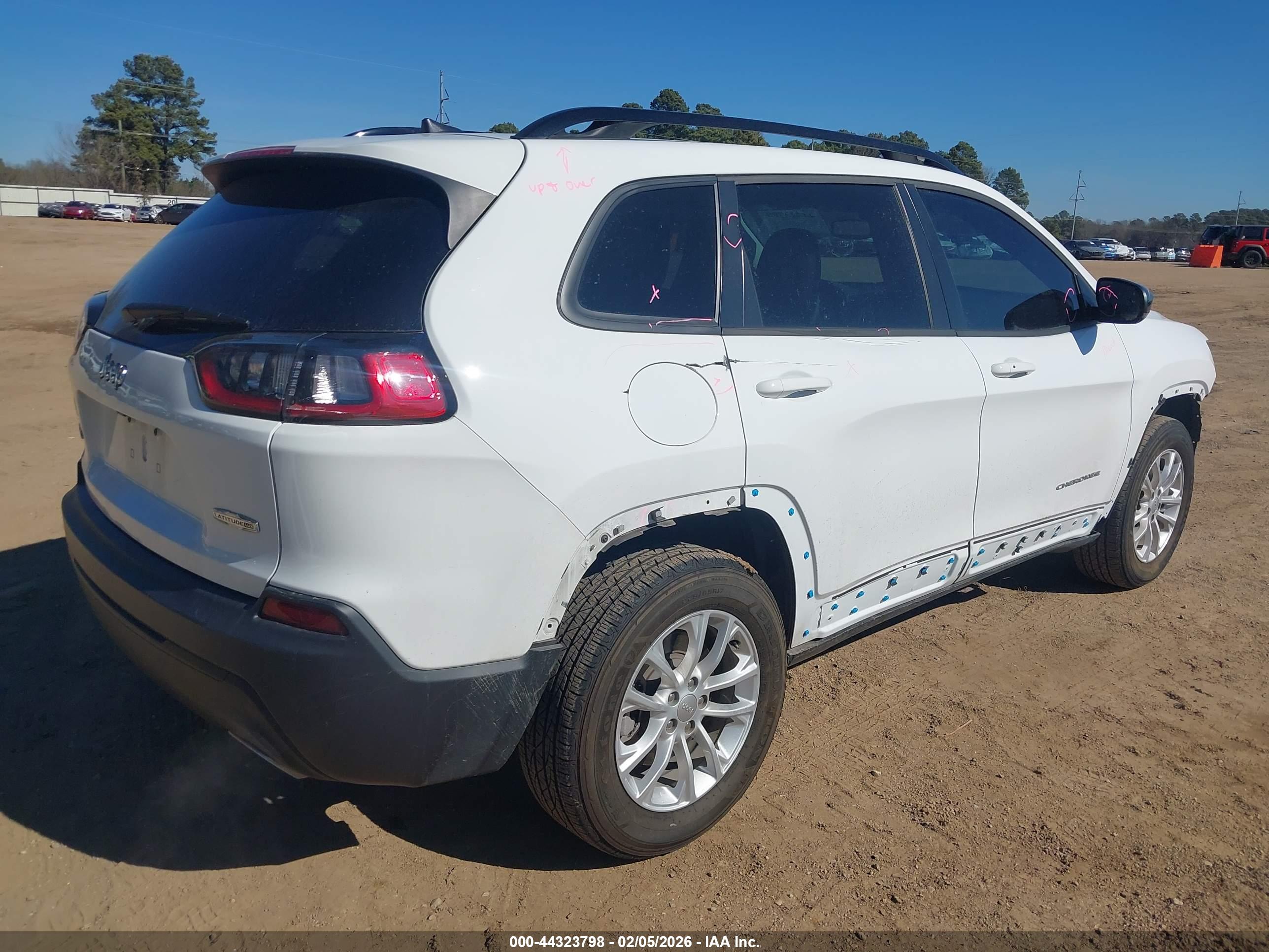 JEEP CHEROKEE image 4