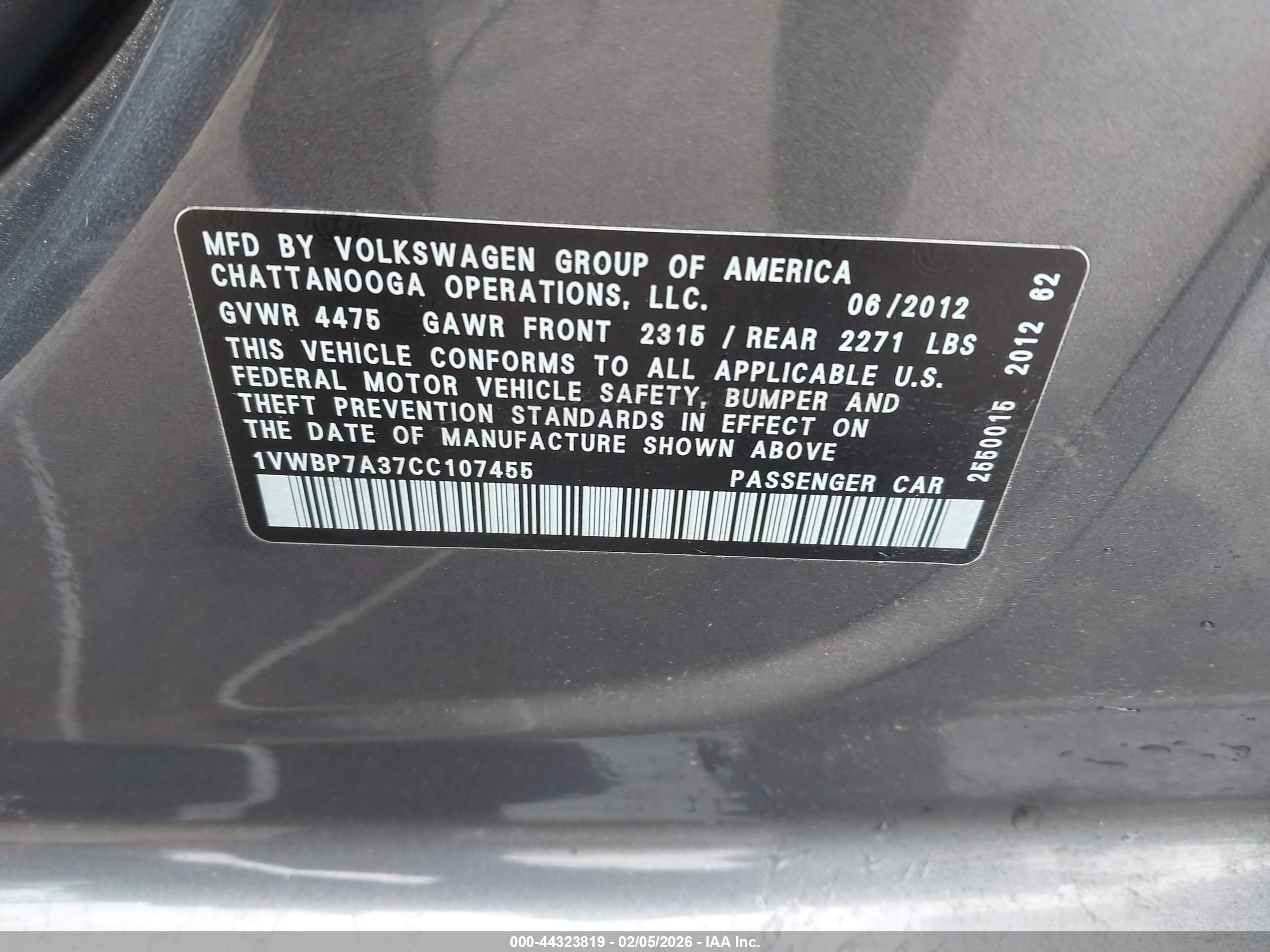 VOLKSWAGEN PASSAT image 9