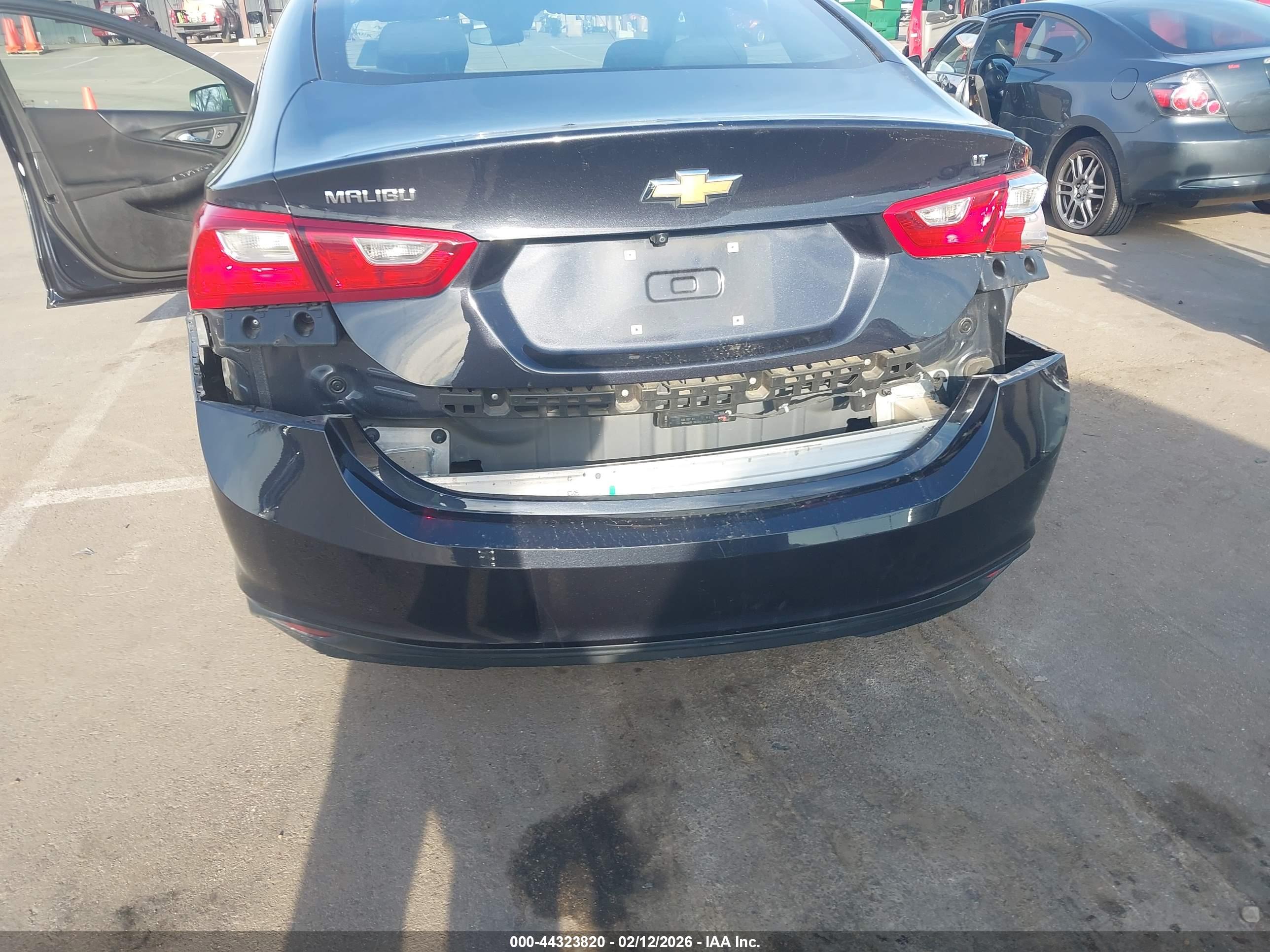 CHEVROLET MALIBU image 6