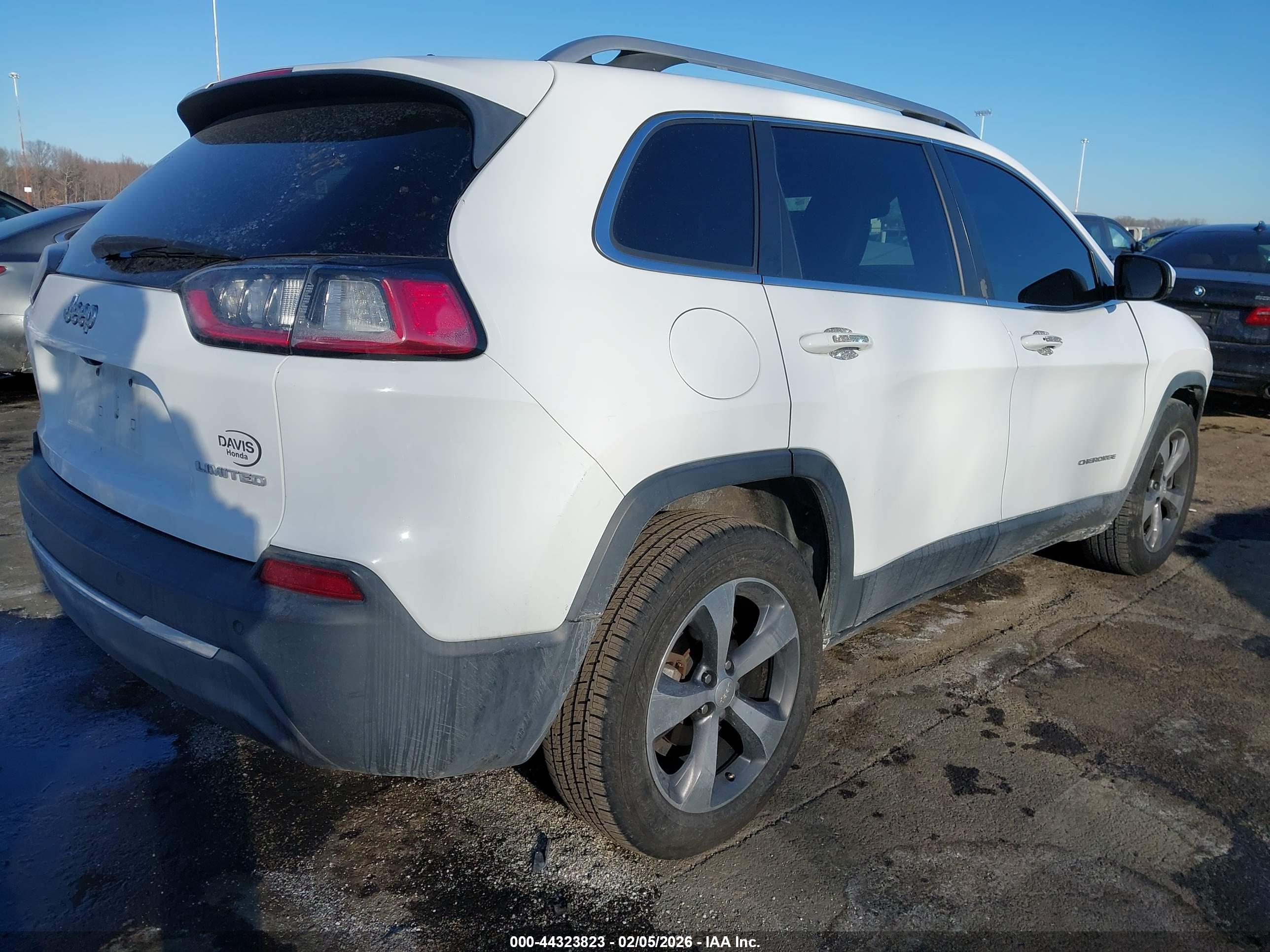 JEEP CHEROKEE image 4