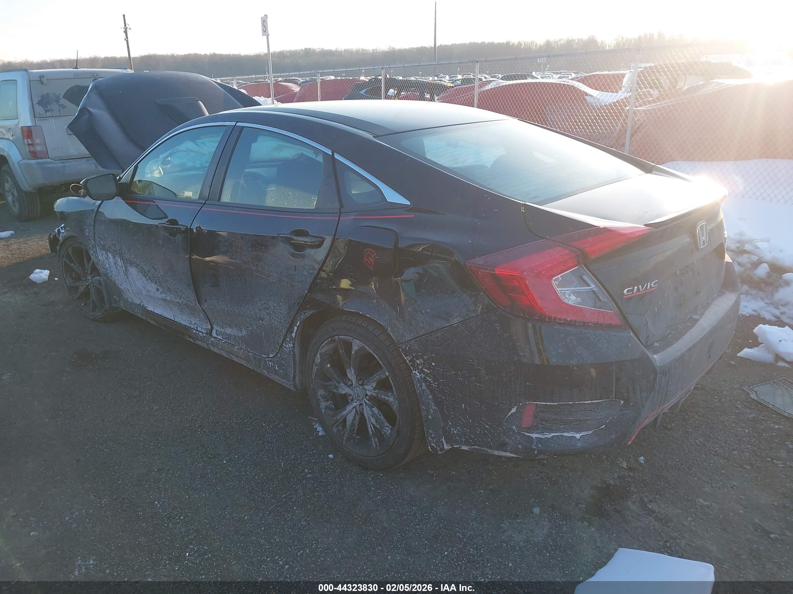 HONDA CIVIC image 3