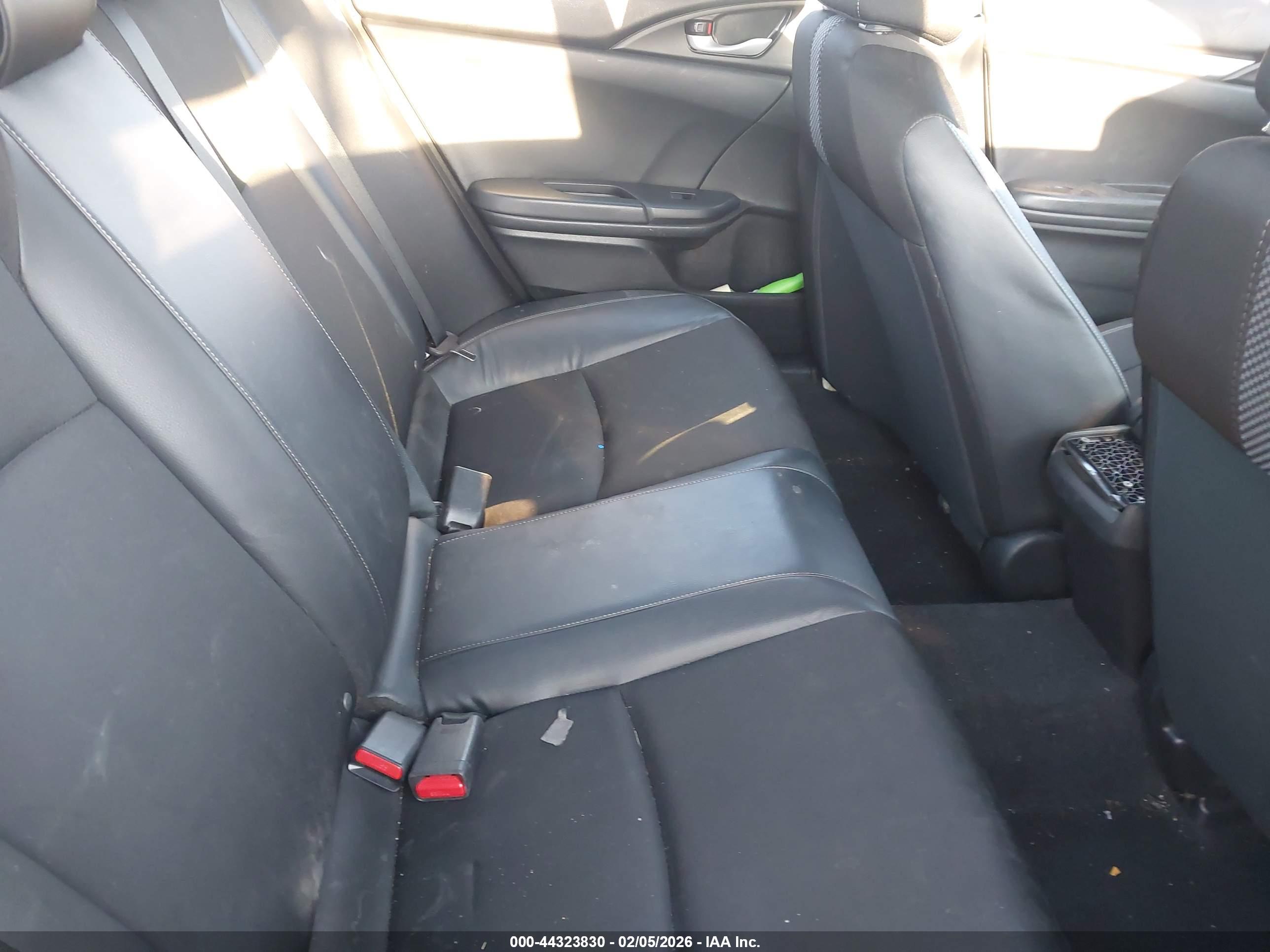 HONDA CIVIC image 8
