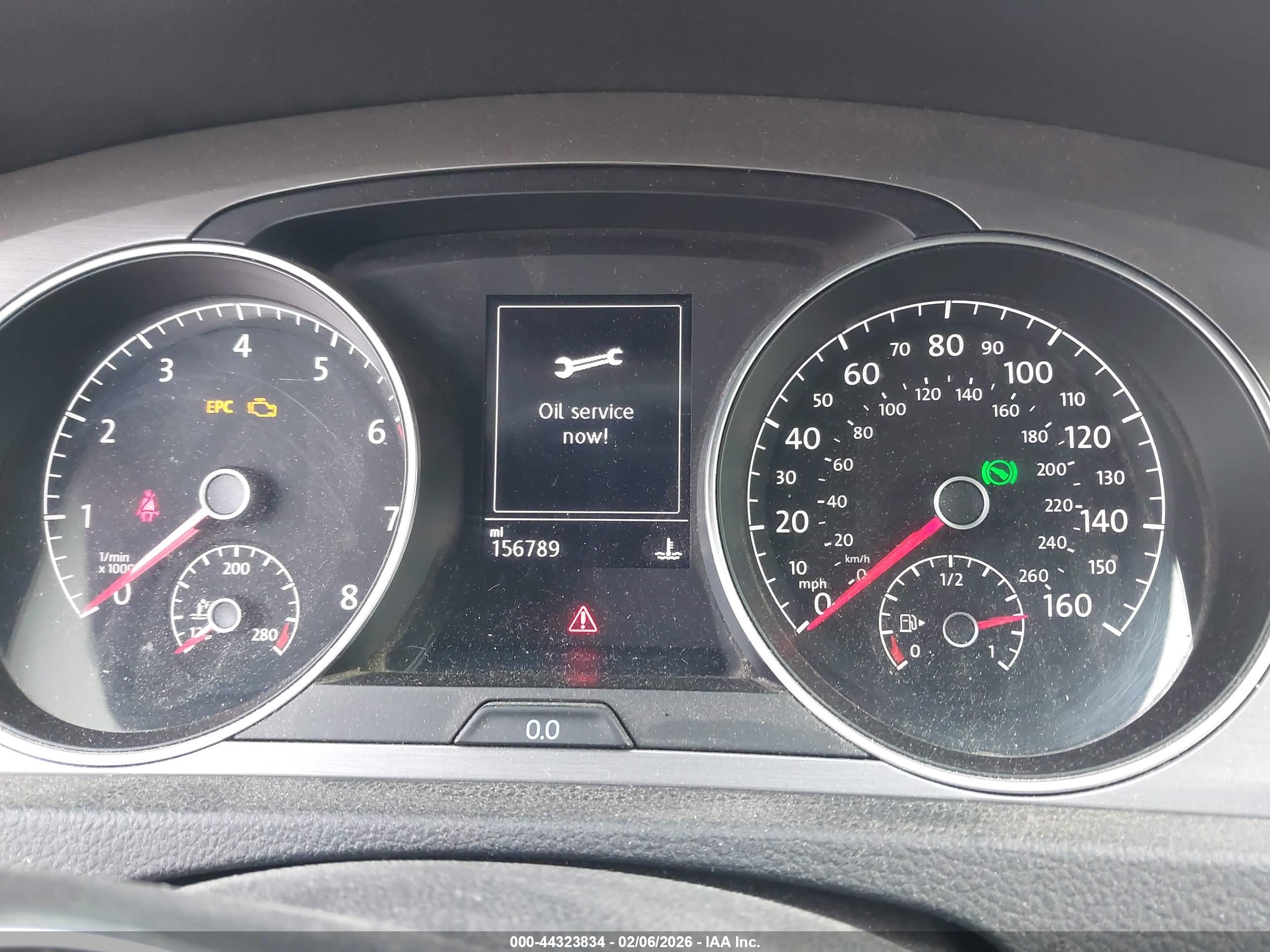 VOLKSWAGEN GOLF image 7