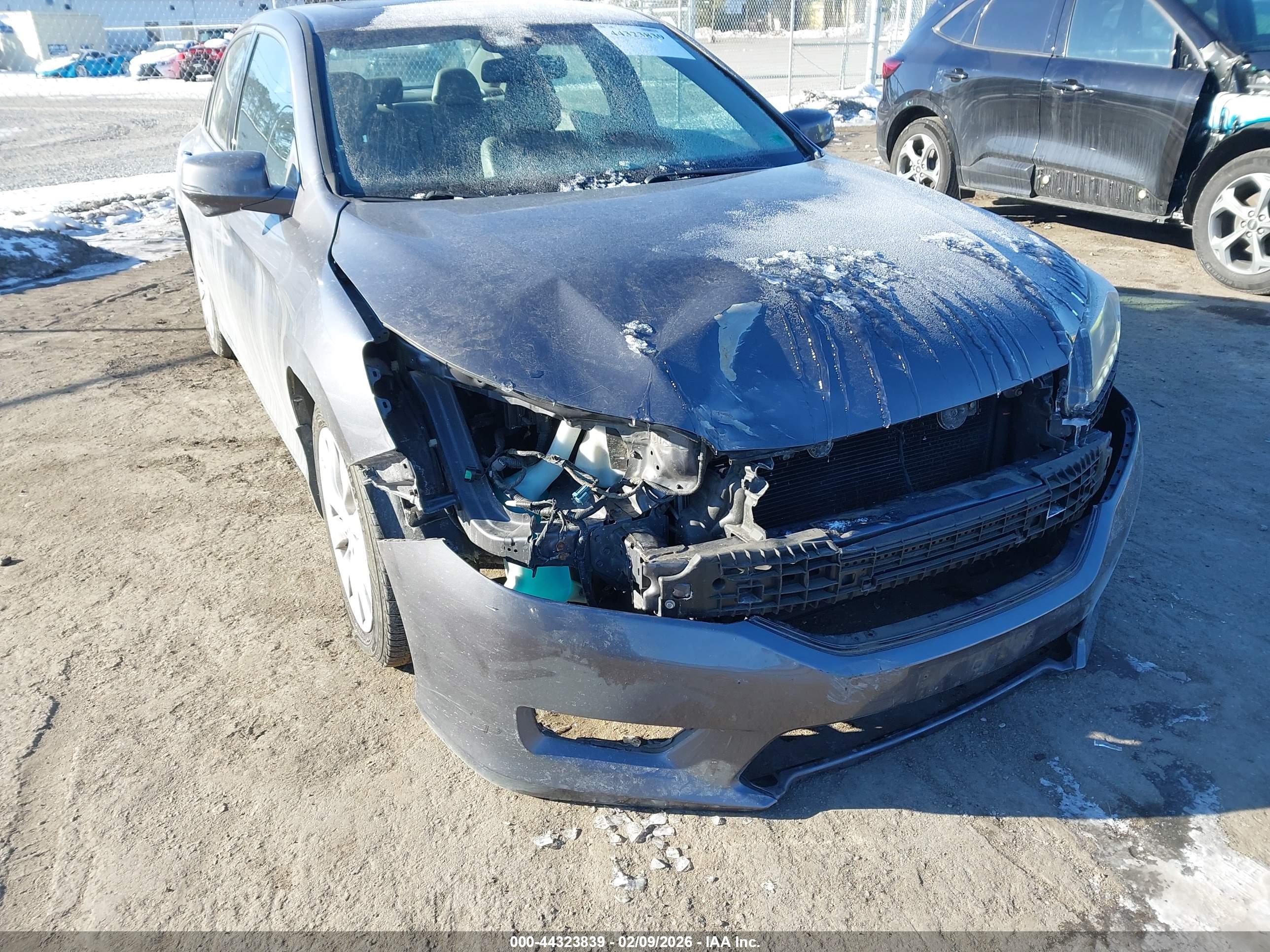 HONDA ACCORD image 6