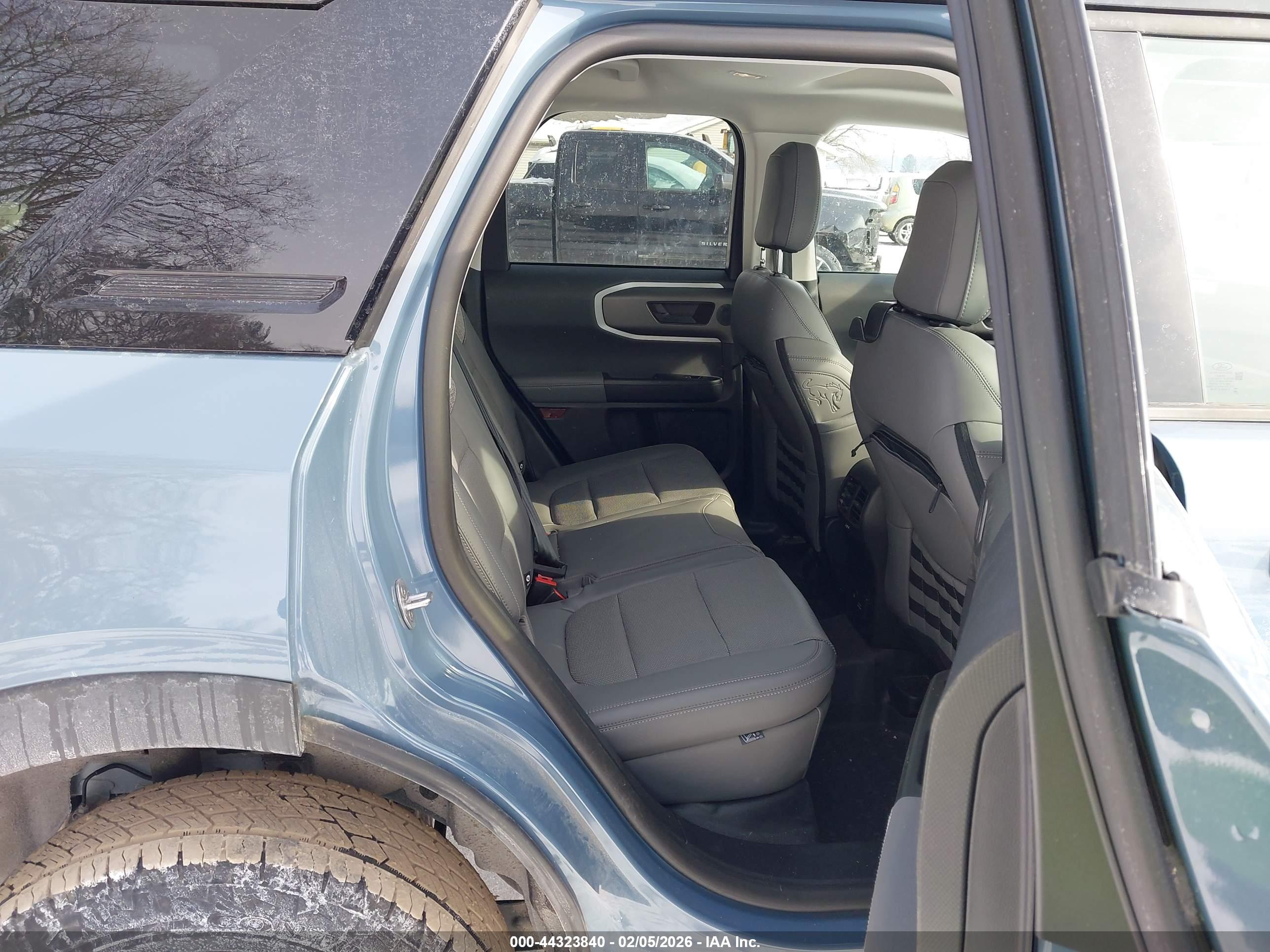FORD BRONCO image 8