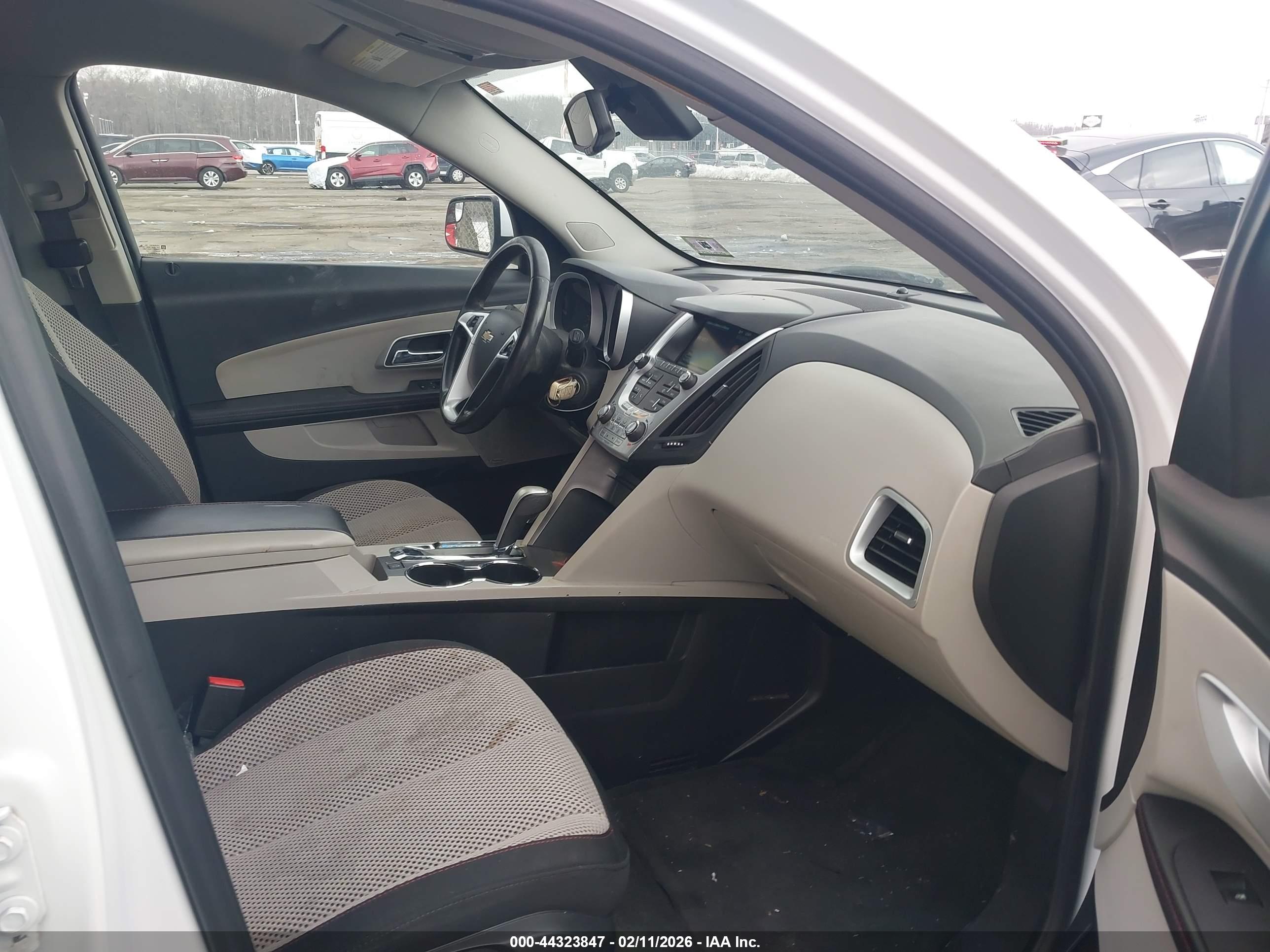CHEVROLET EQUINOX image 5