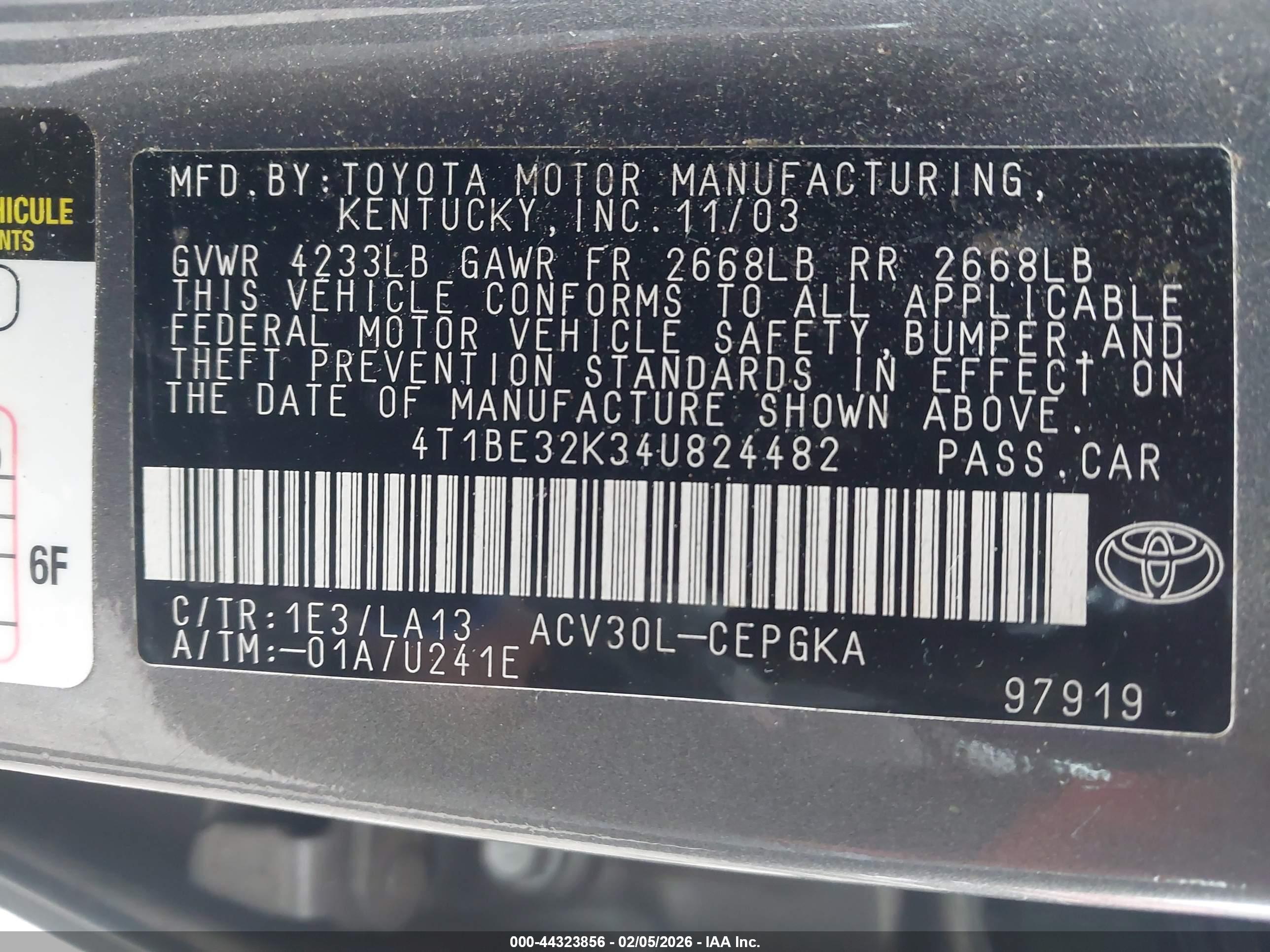 TOYOTA CAMRY image 9