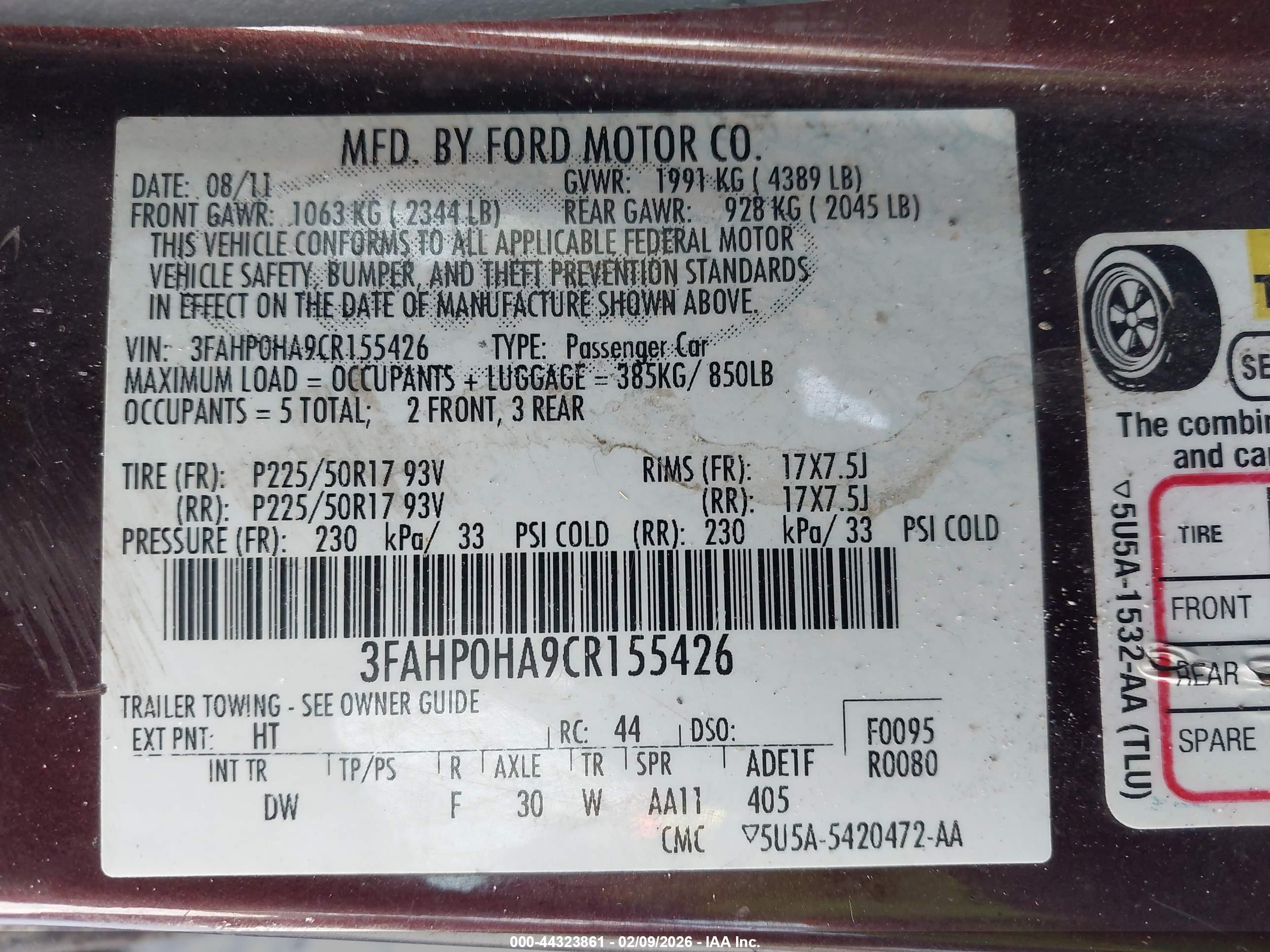 FORD FUSION image 9