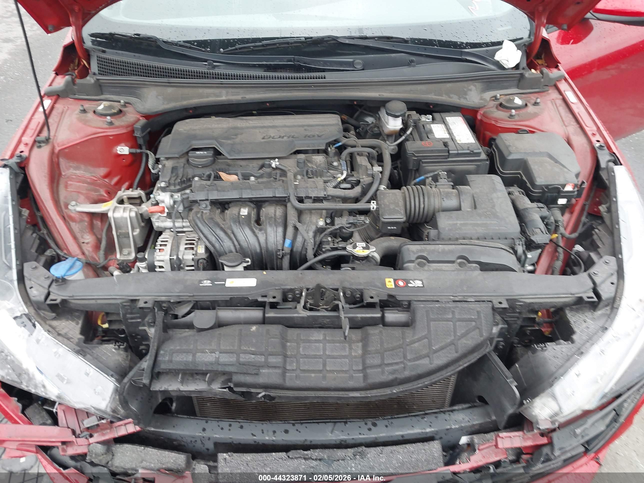 HYUNDAI ELANTRA image 10