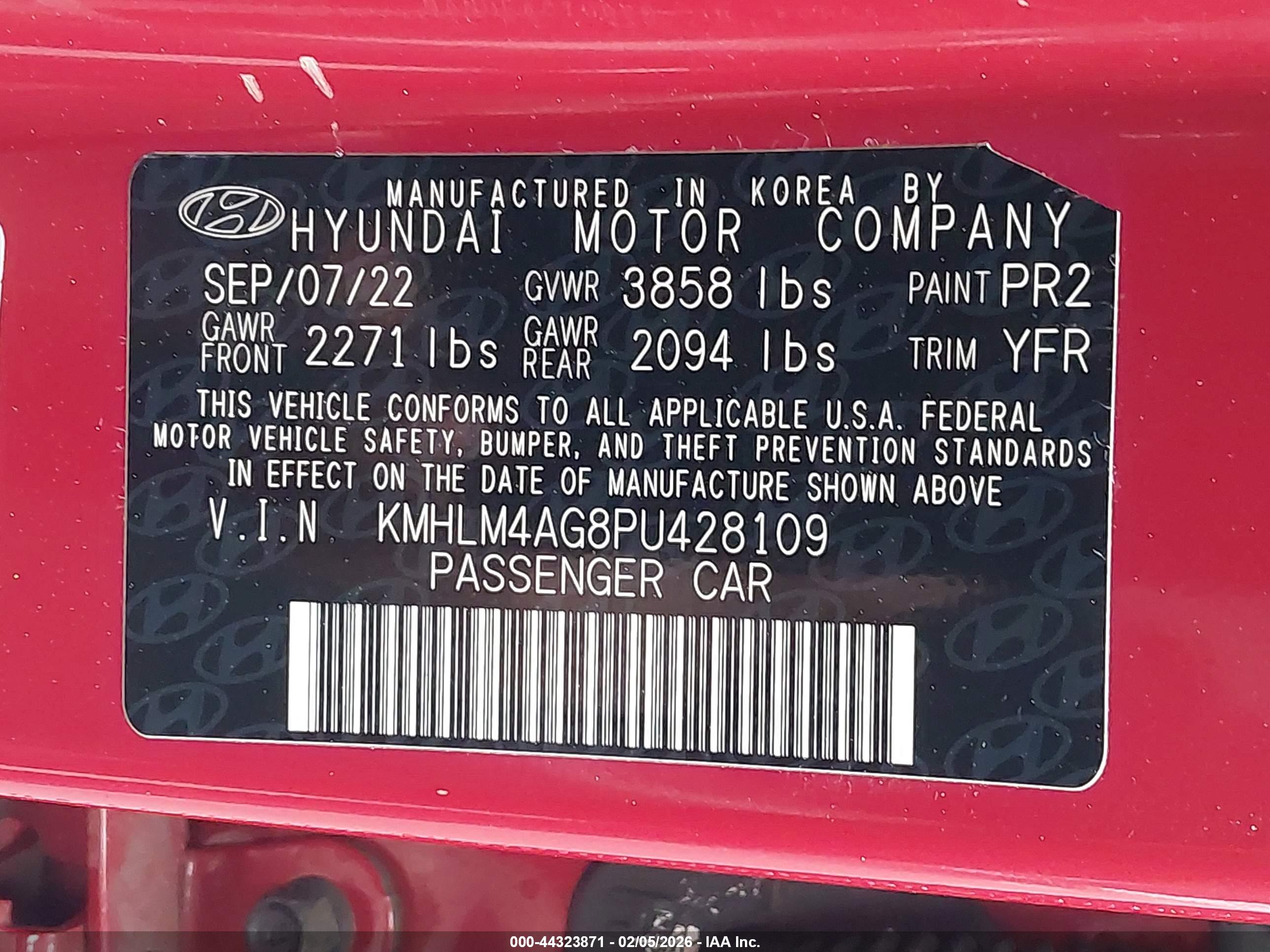 HYUNDAI ELANTRA image 9