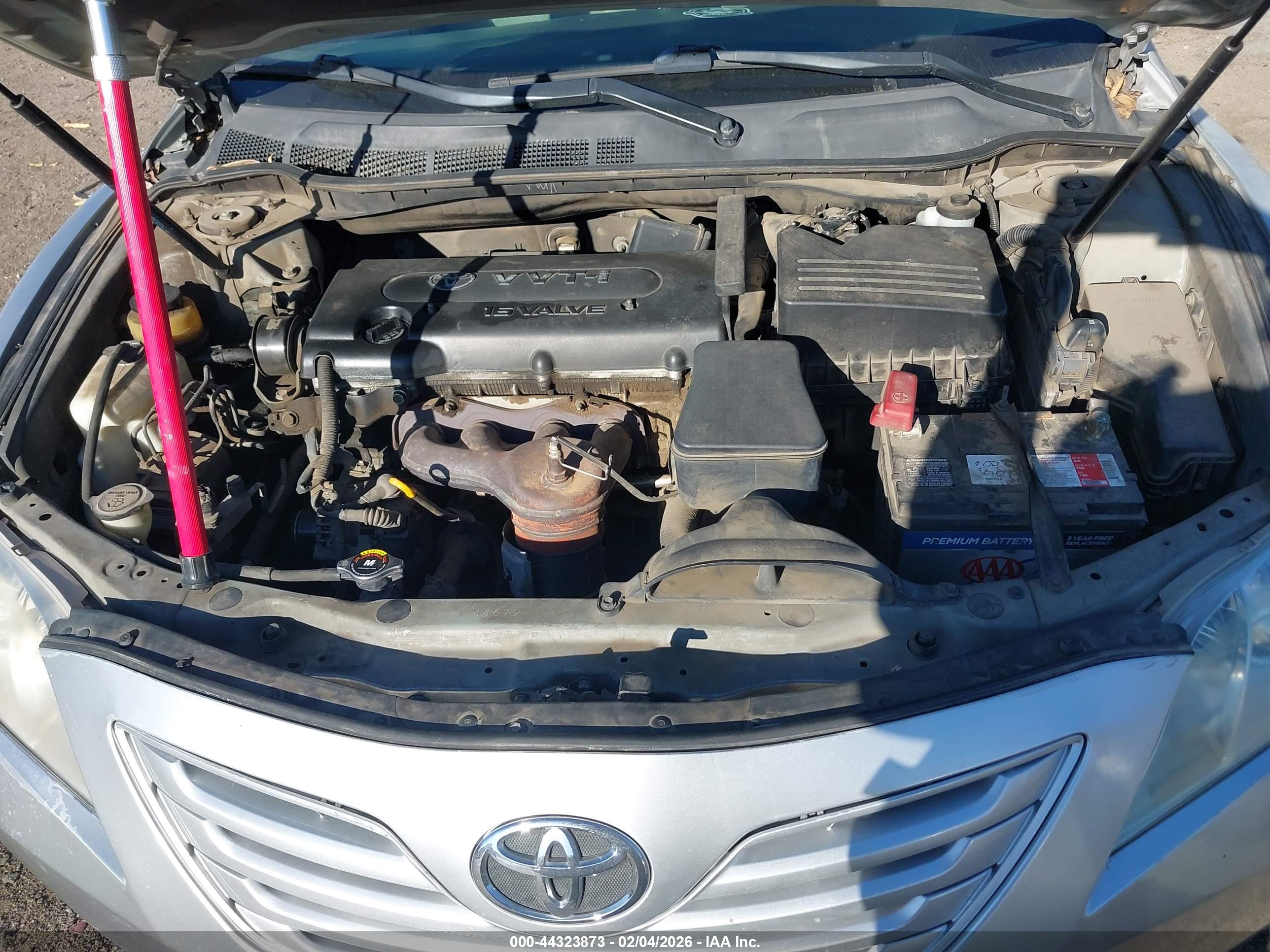 TOYOTA CAMRY image 10
