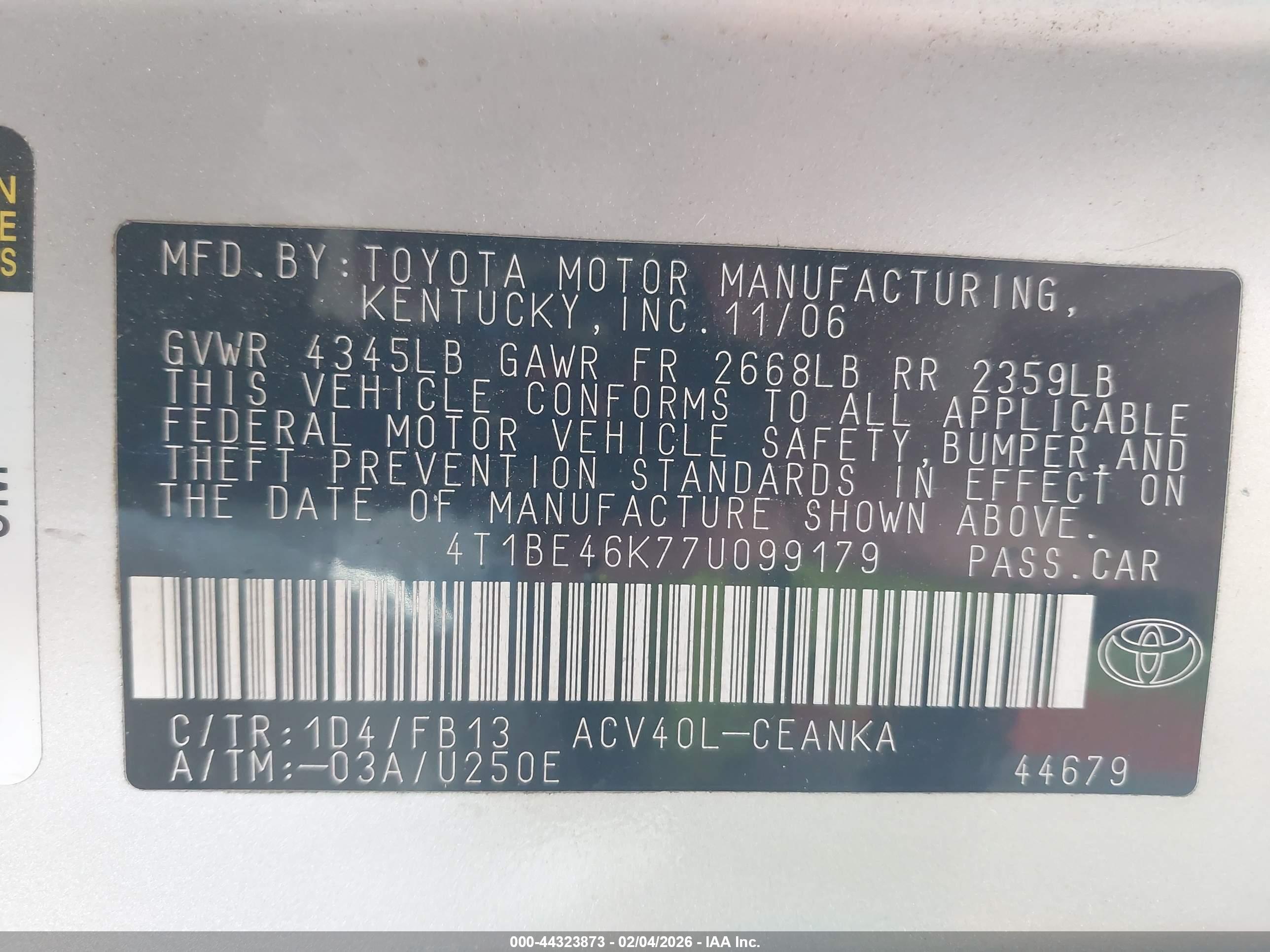 TOYOTA CAMRY image 9