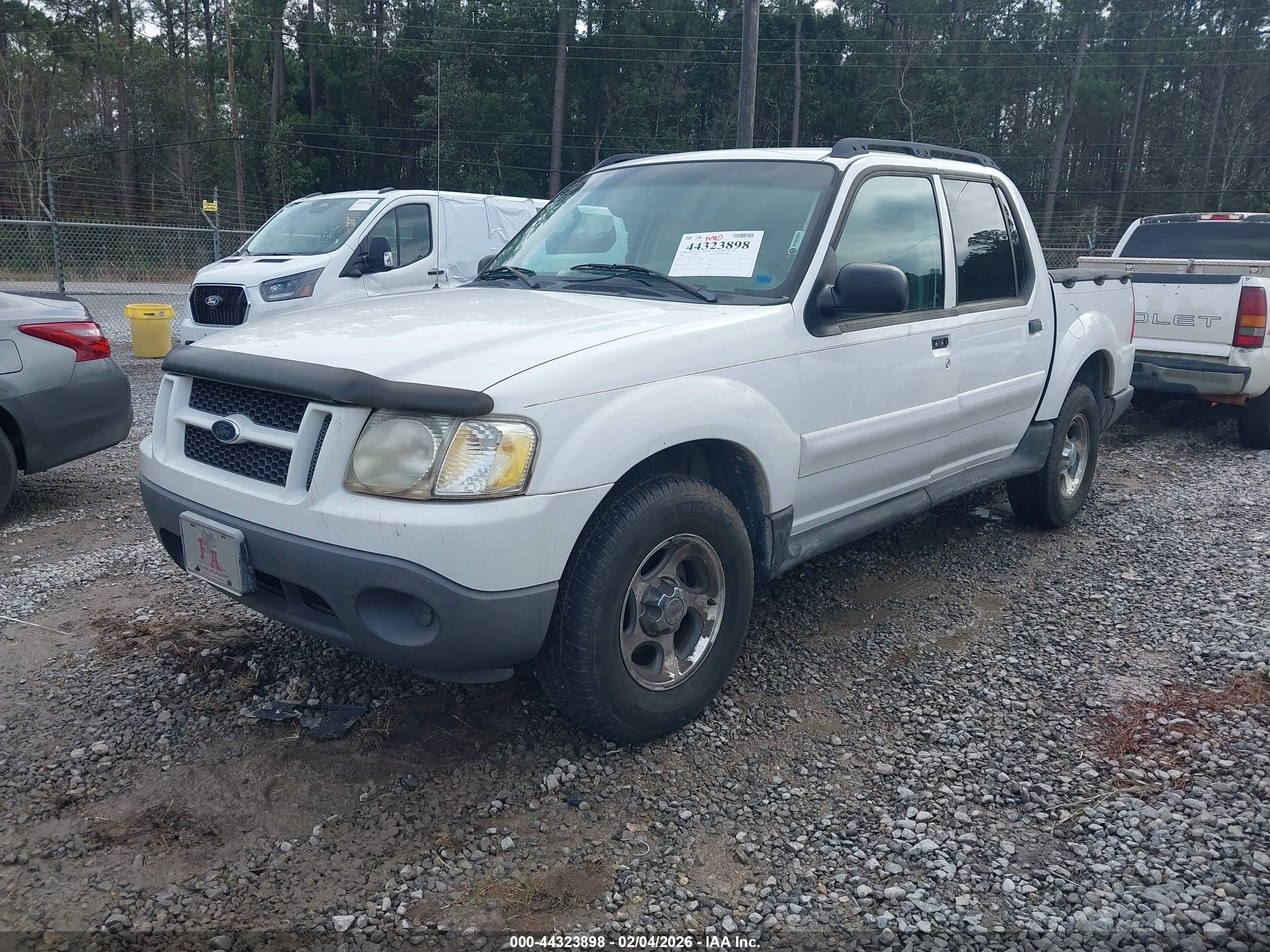 FORD EXPLORER image 2