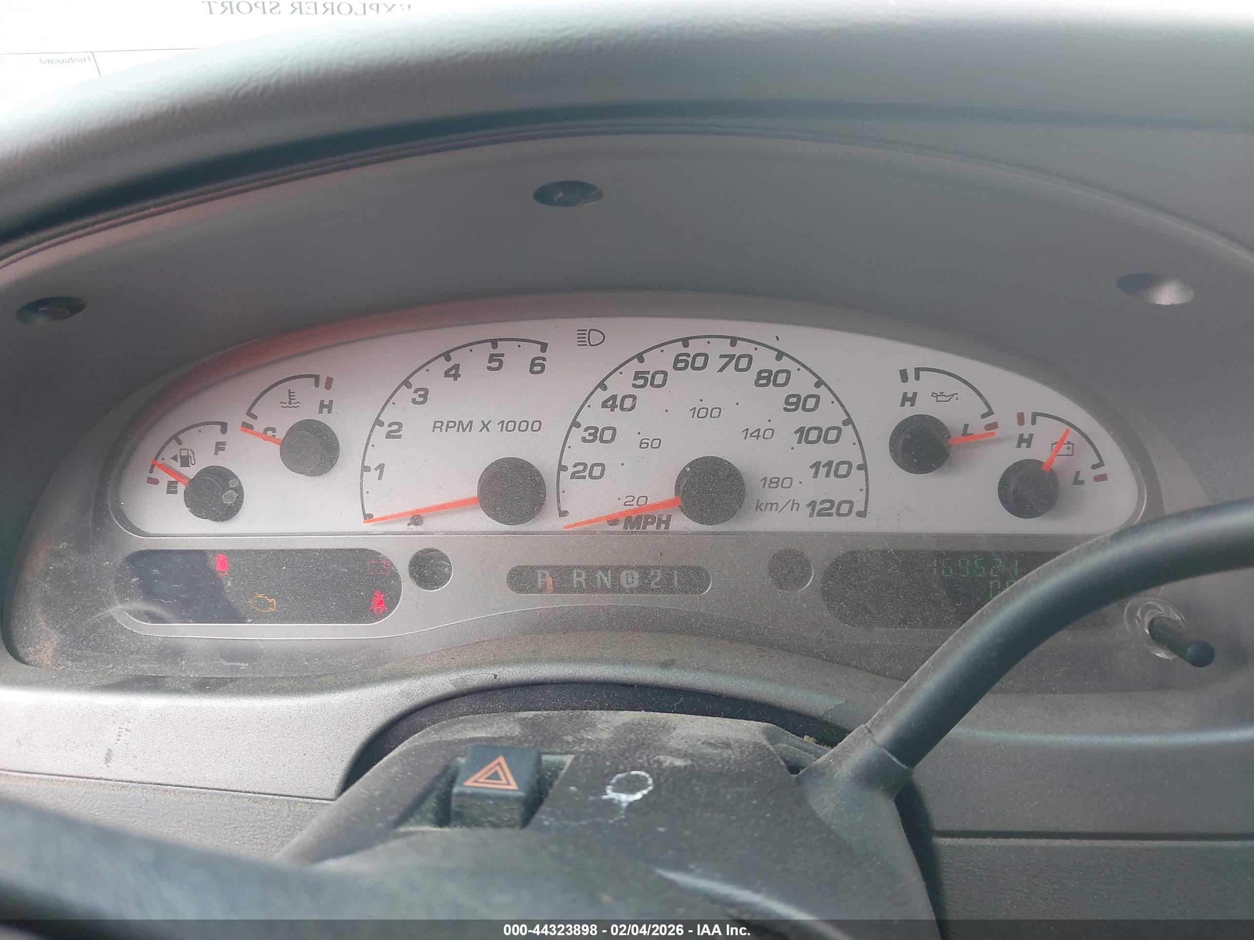FORD EXPLORER image 7