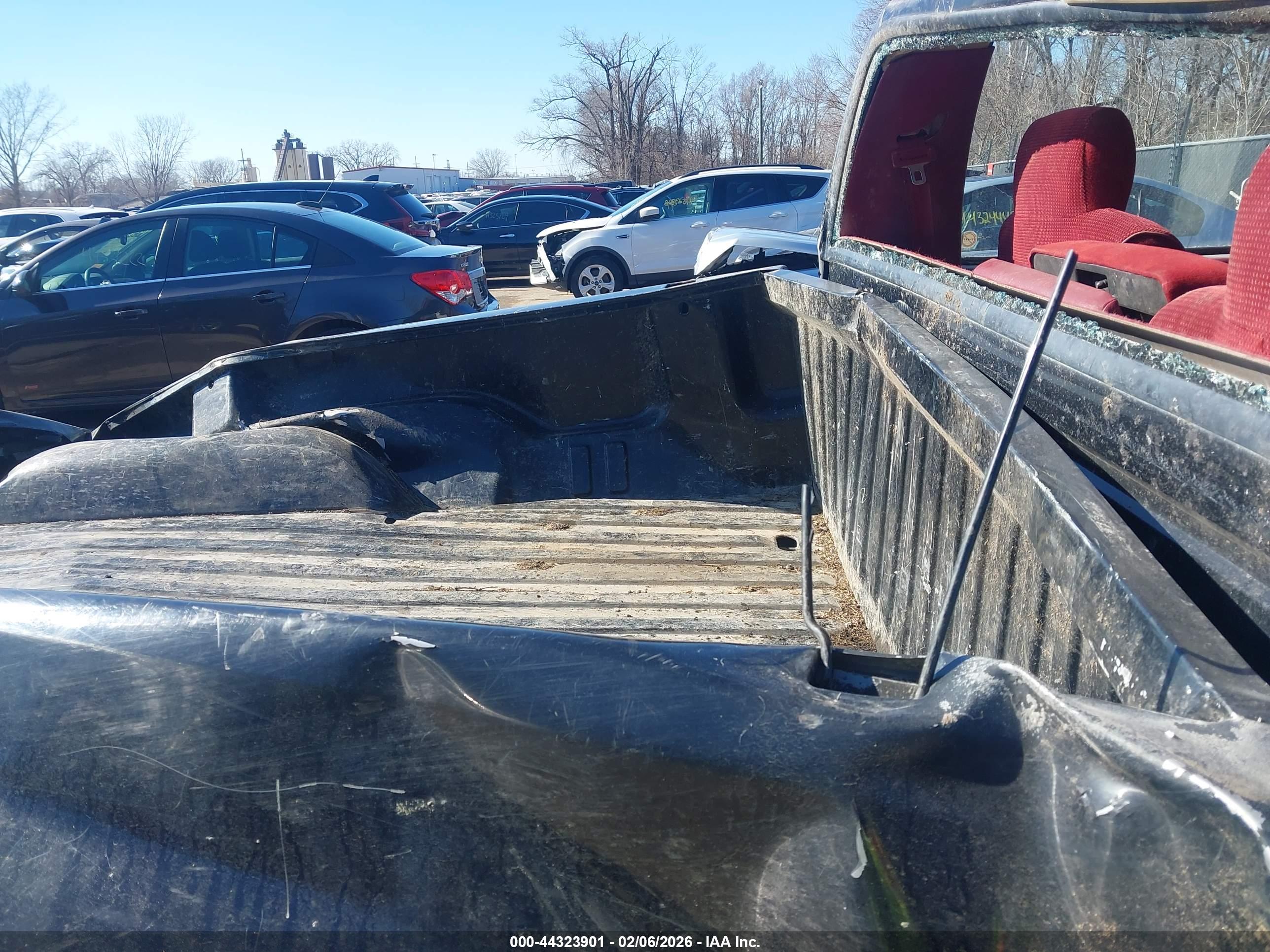 DODGE RAM image 8