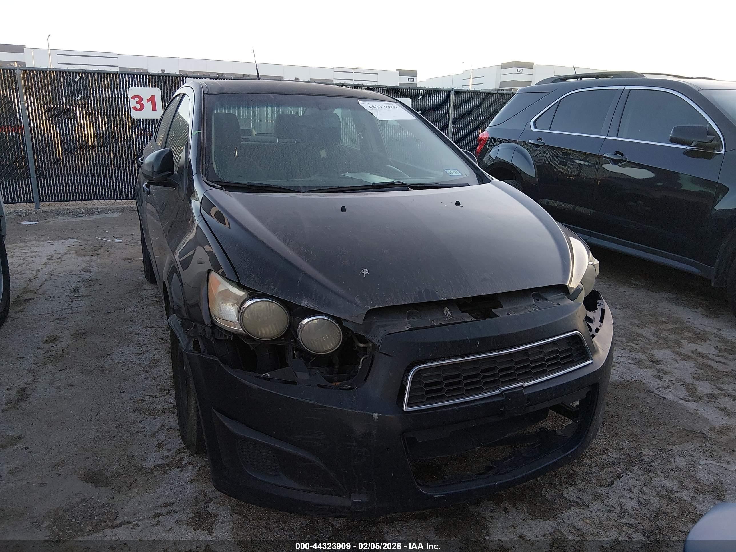 CHEVROLET SONIC image 6