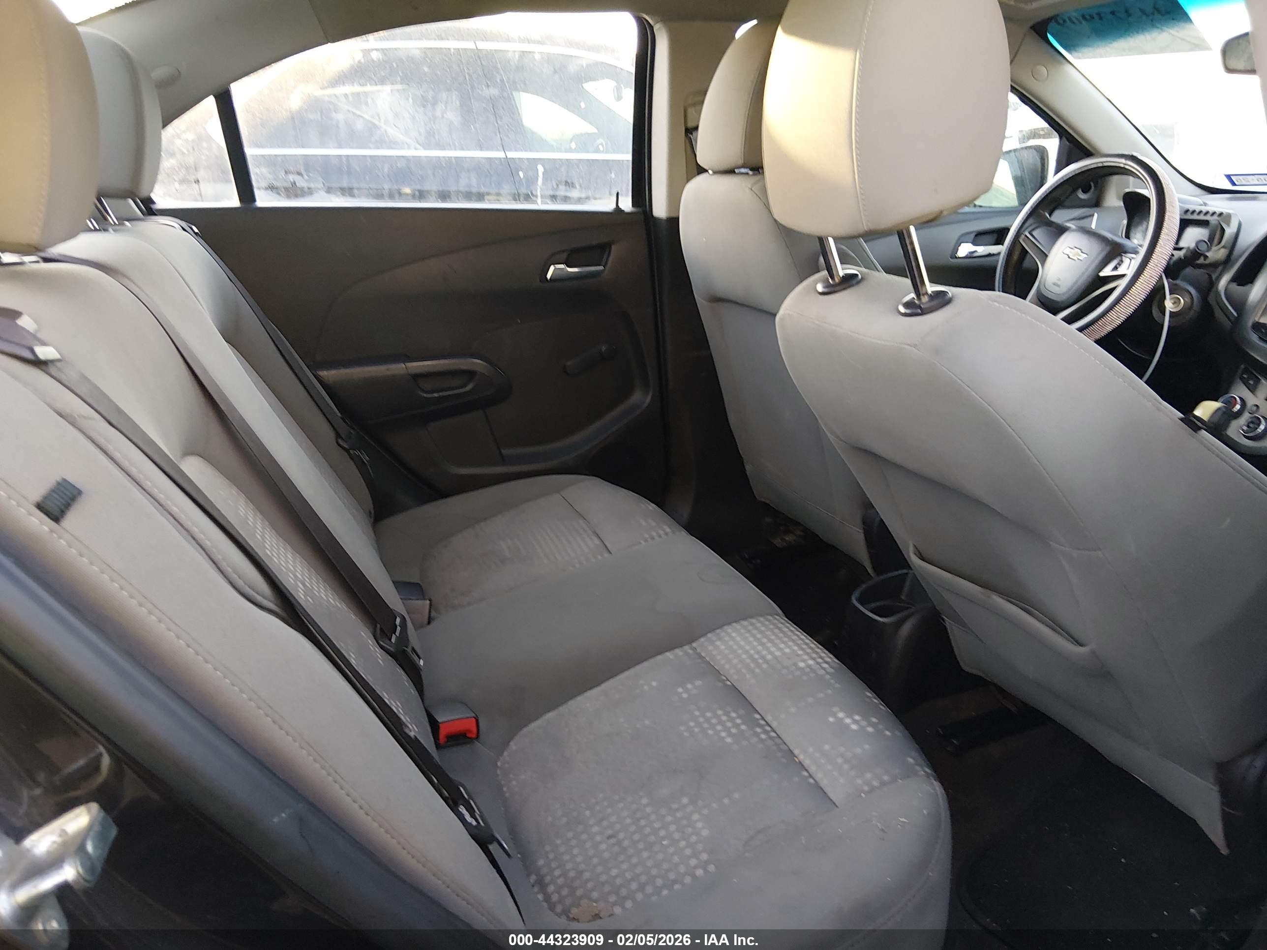 CHEVROLET SONIC image 8
