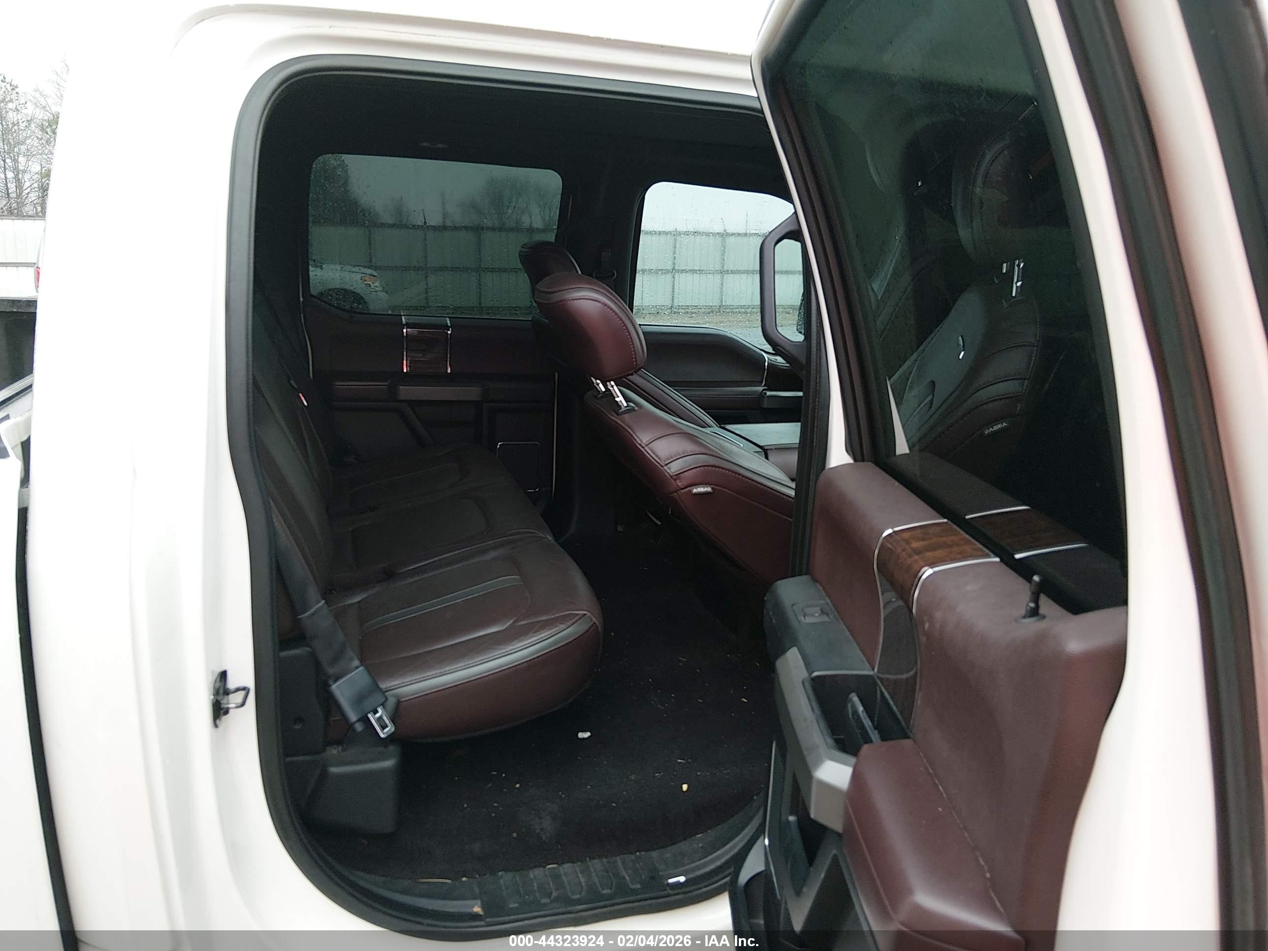 FORD F-150 image 8