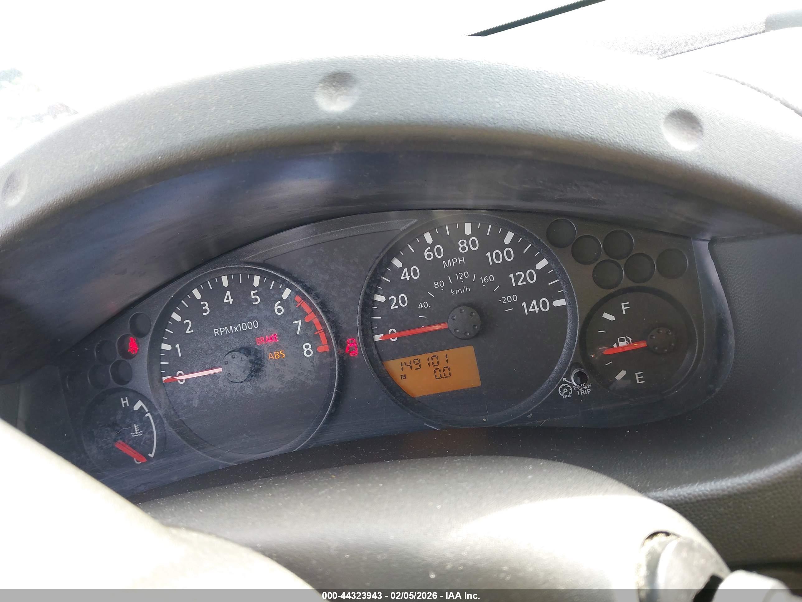 NISSAN FRONTIER image 7