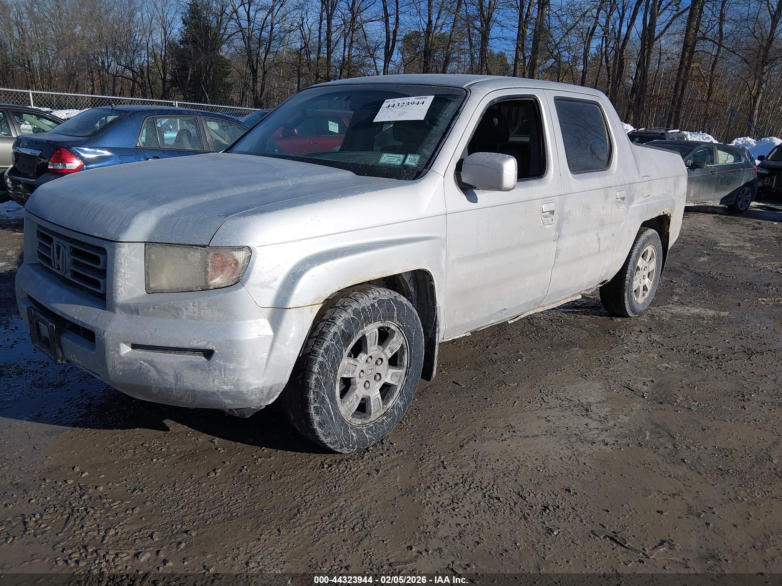 HONDA RIDGELINE image 2