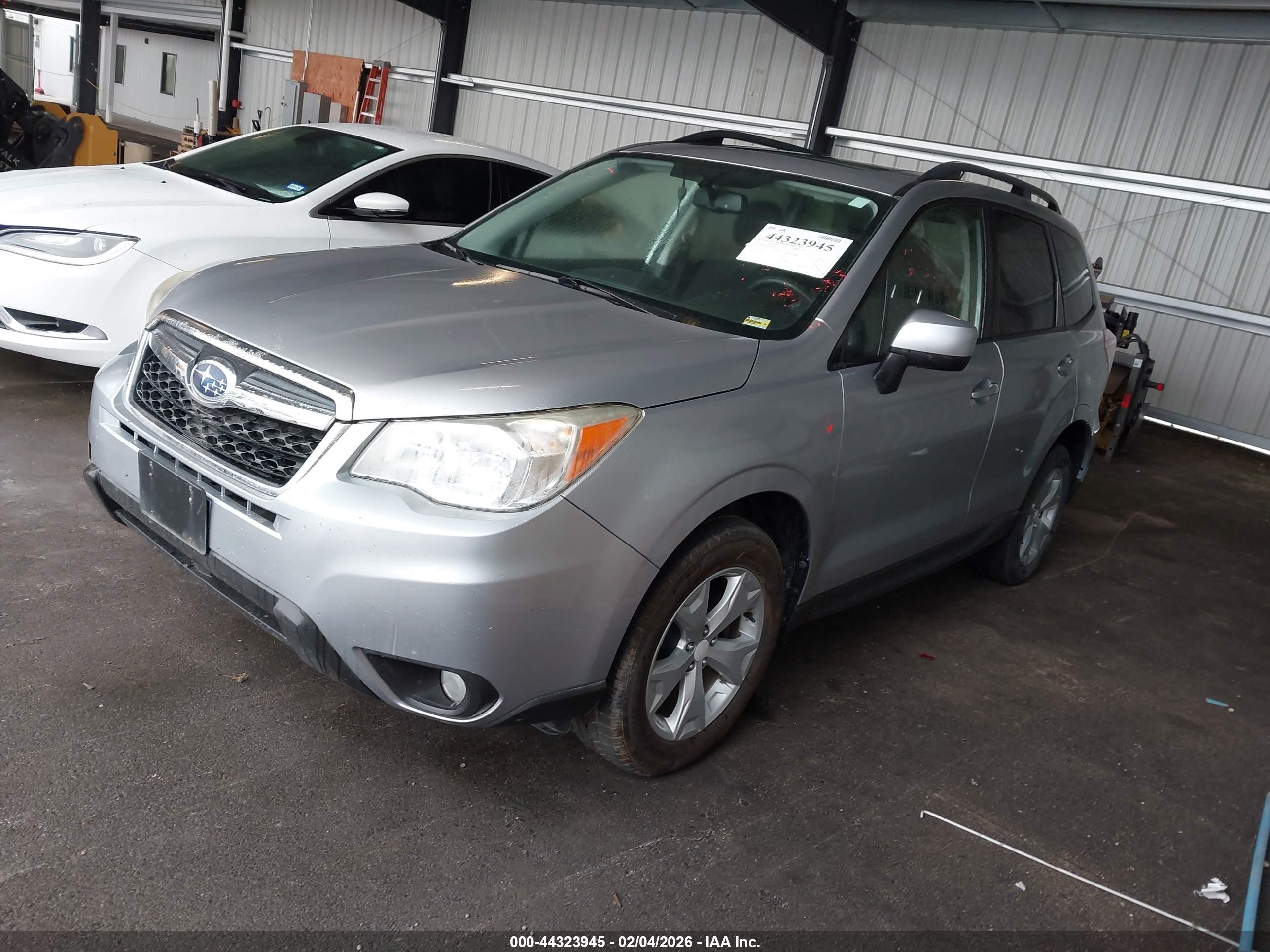 SUBARU FORESTER image 2