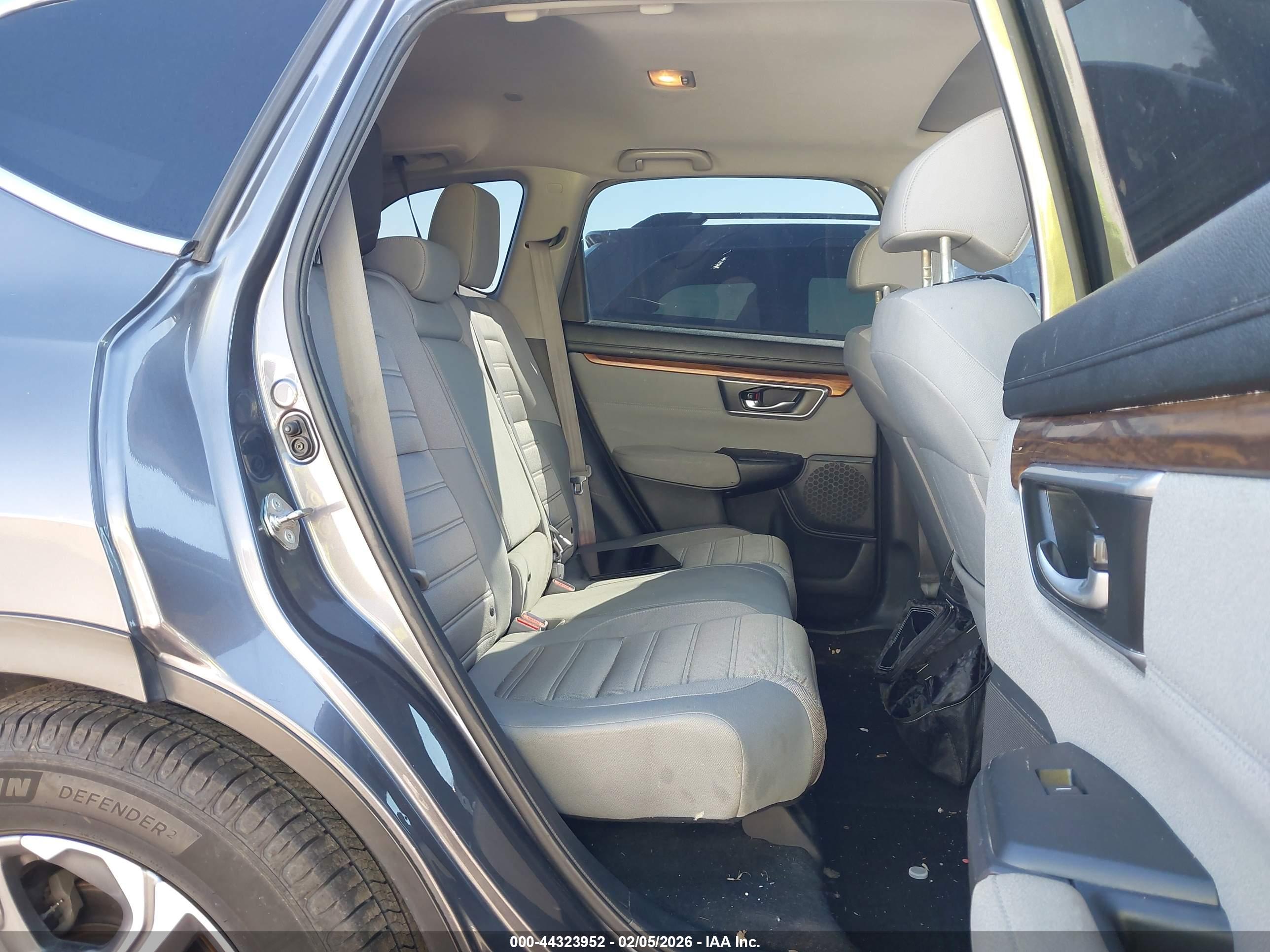 HONDA CR-V image 8