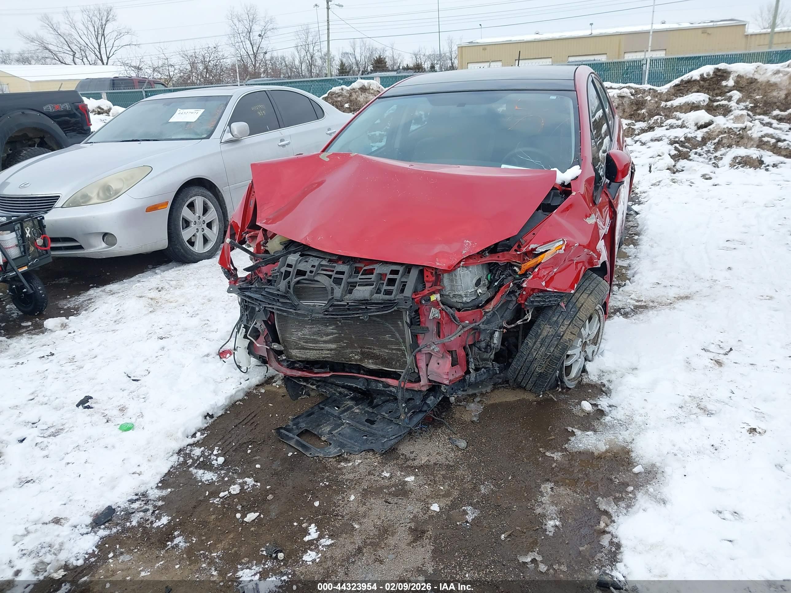 TOYOTA PRIUS image 6