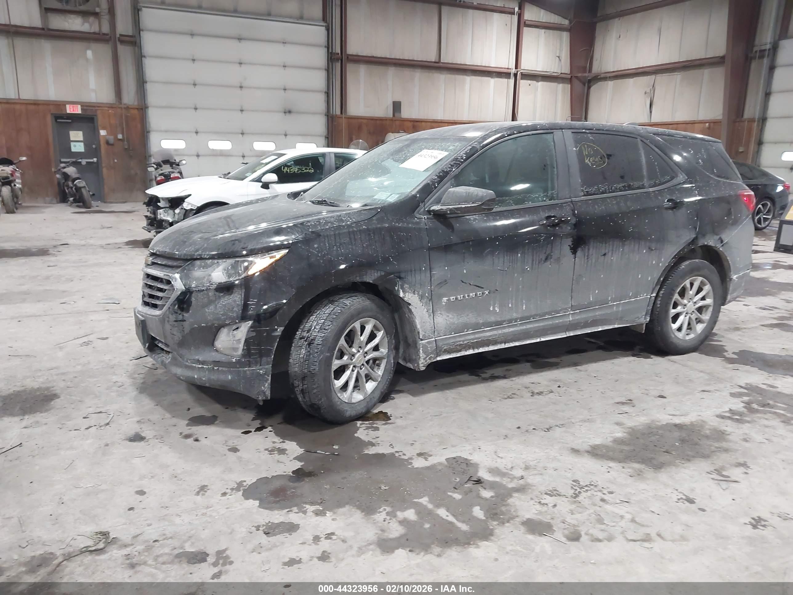 CHEVROLET EQUINOX image 2