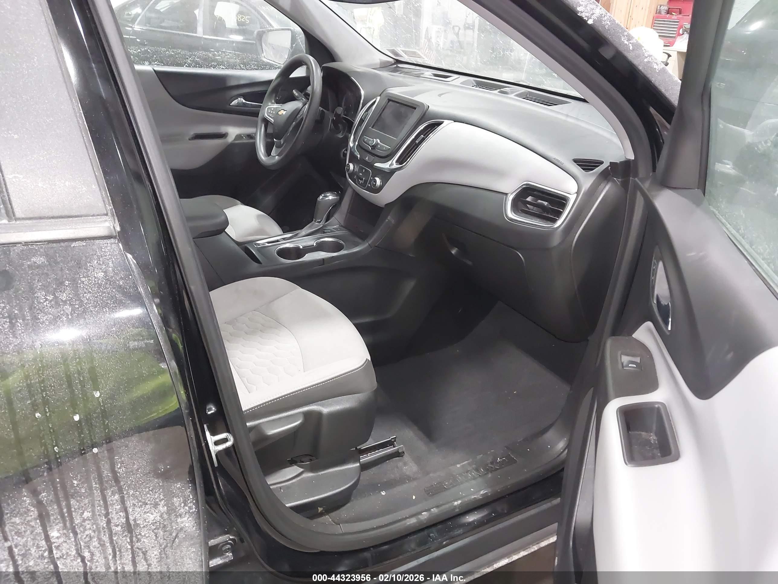 CHEVROLET EQUINOX image 5