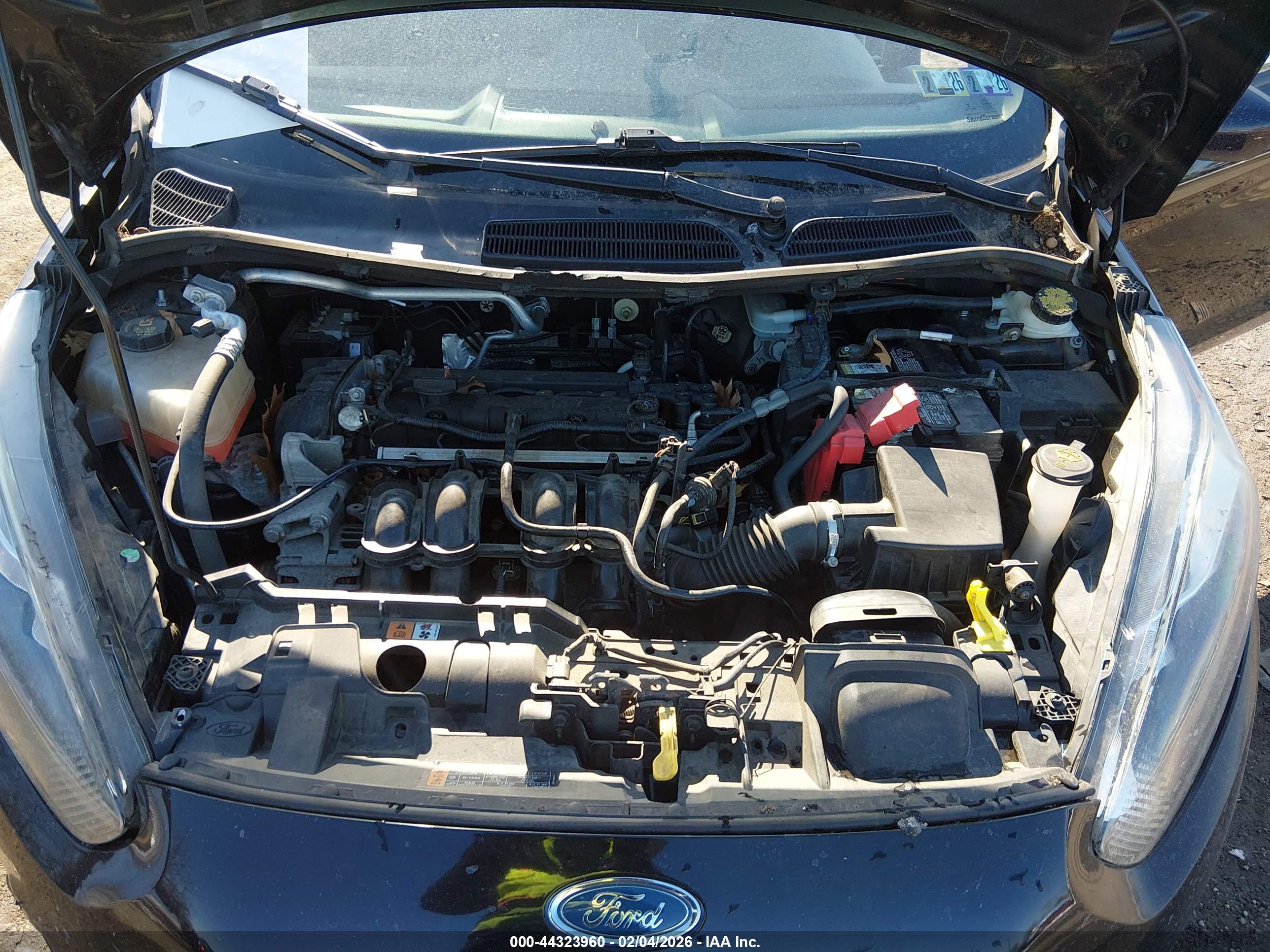 FORD FIESTA image 10