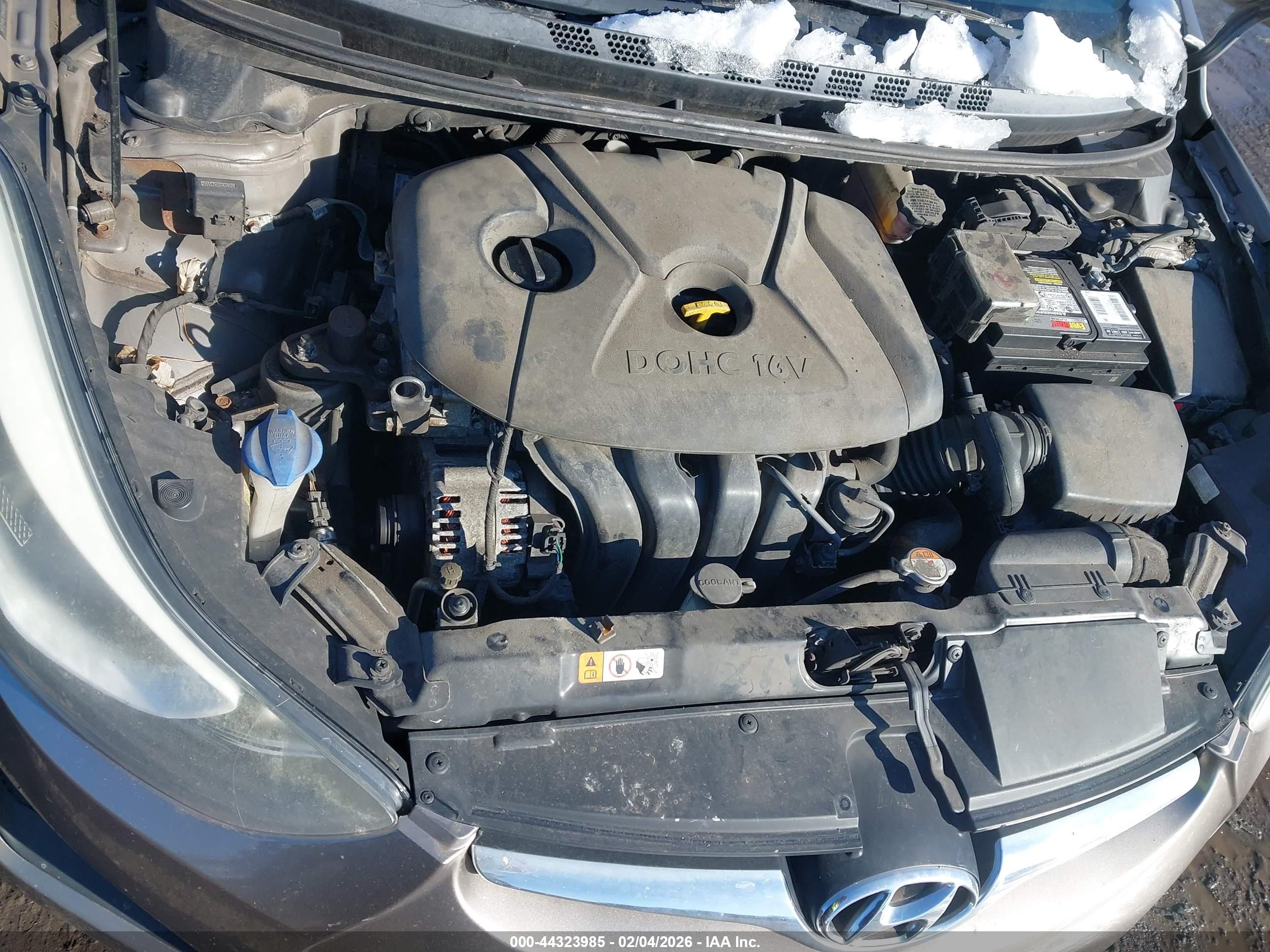 HYUNDAI ELANTRA image 10
