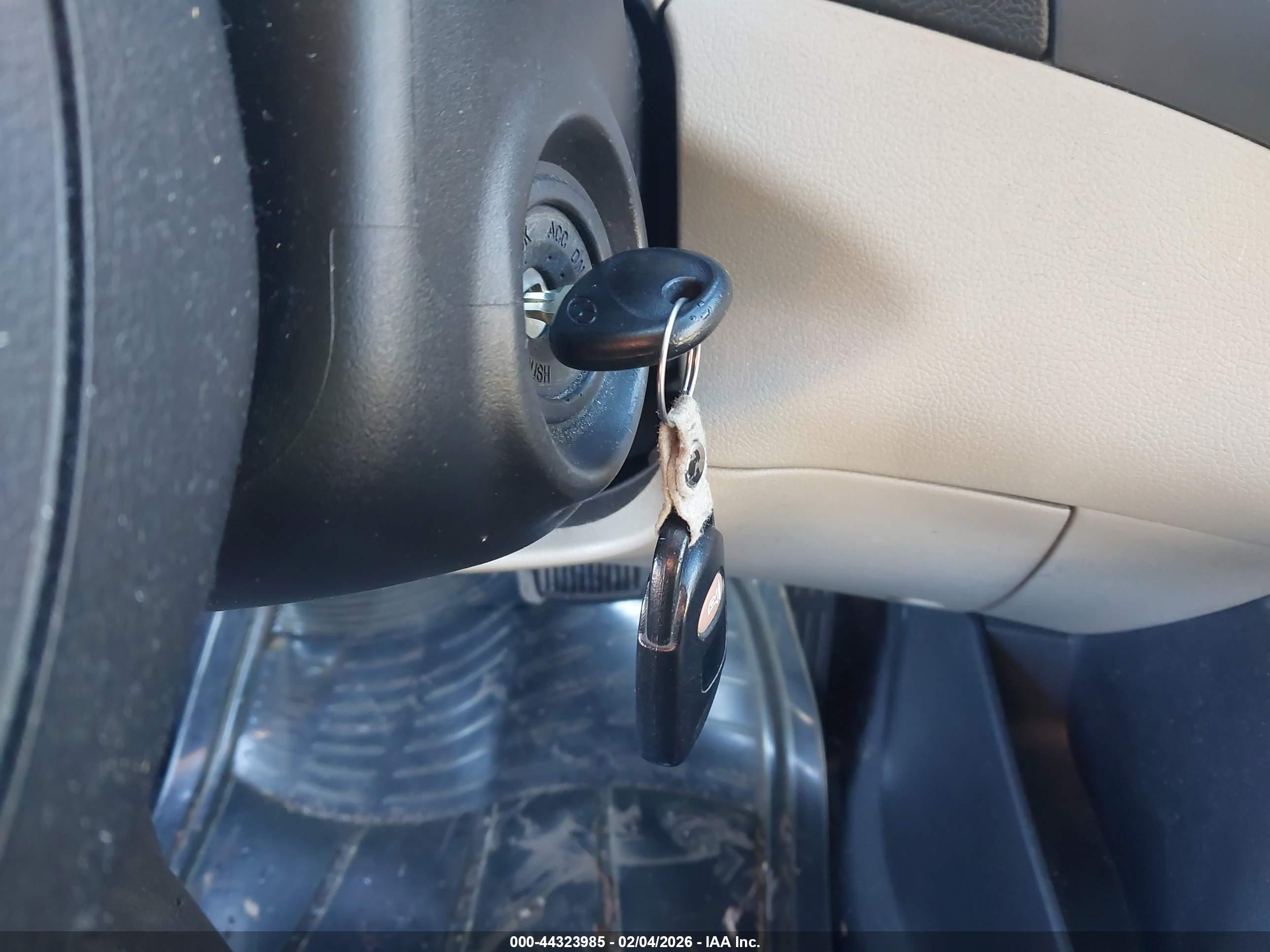 HYUNDAI ELANTRA image 11