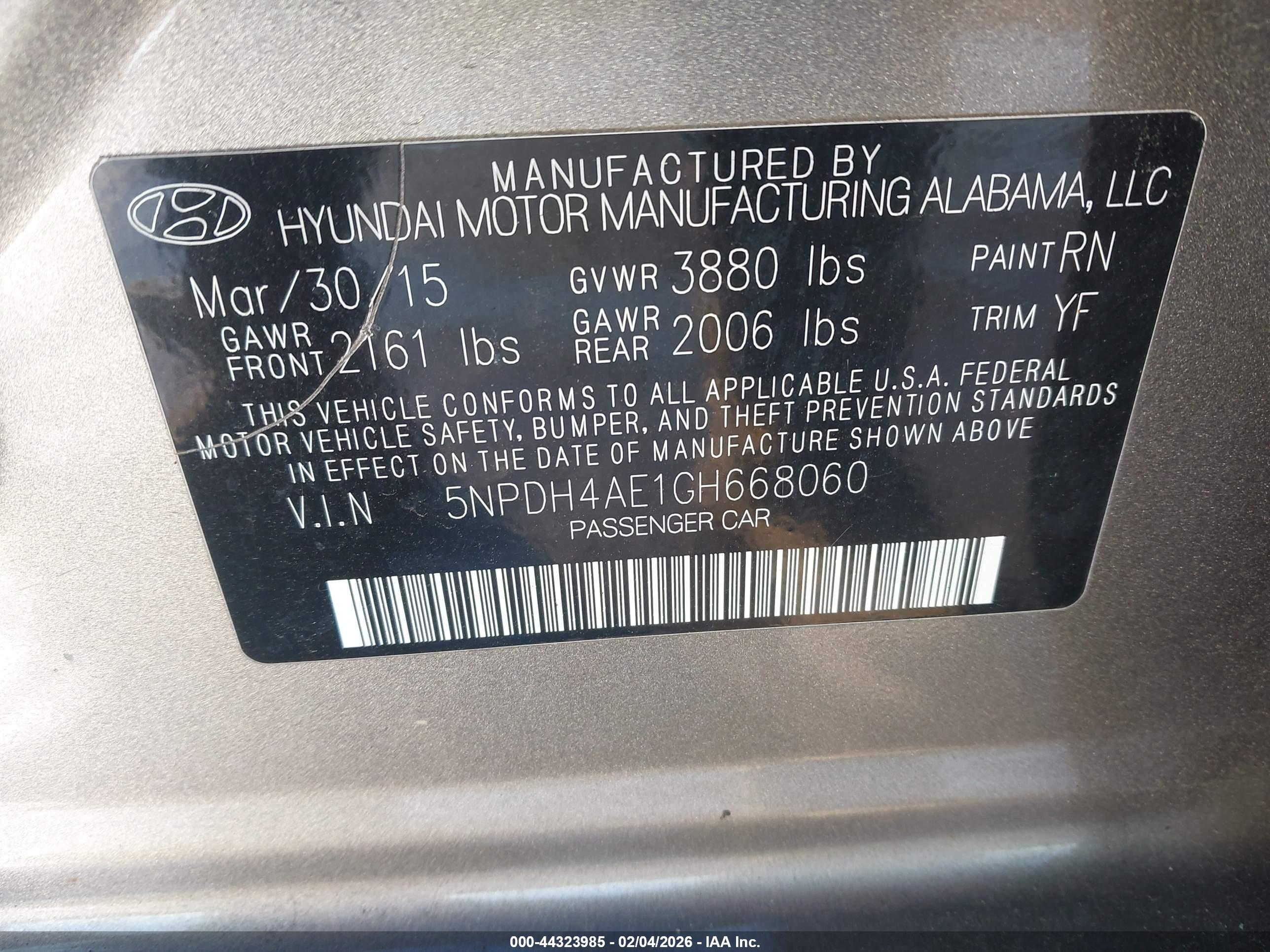 HYUNDAI ELANTRA image 9
