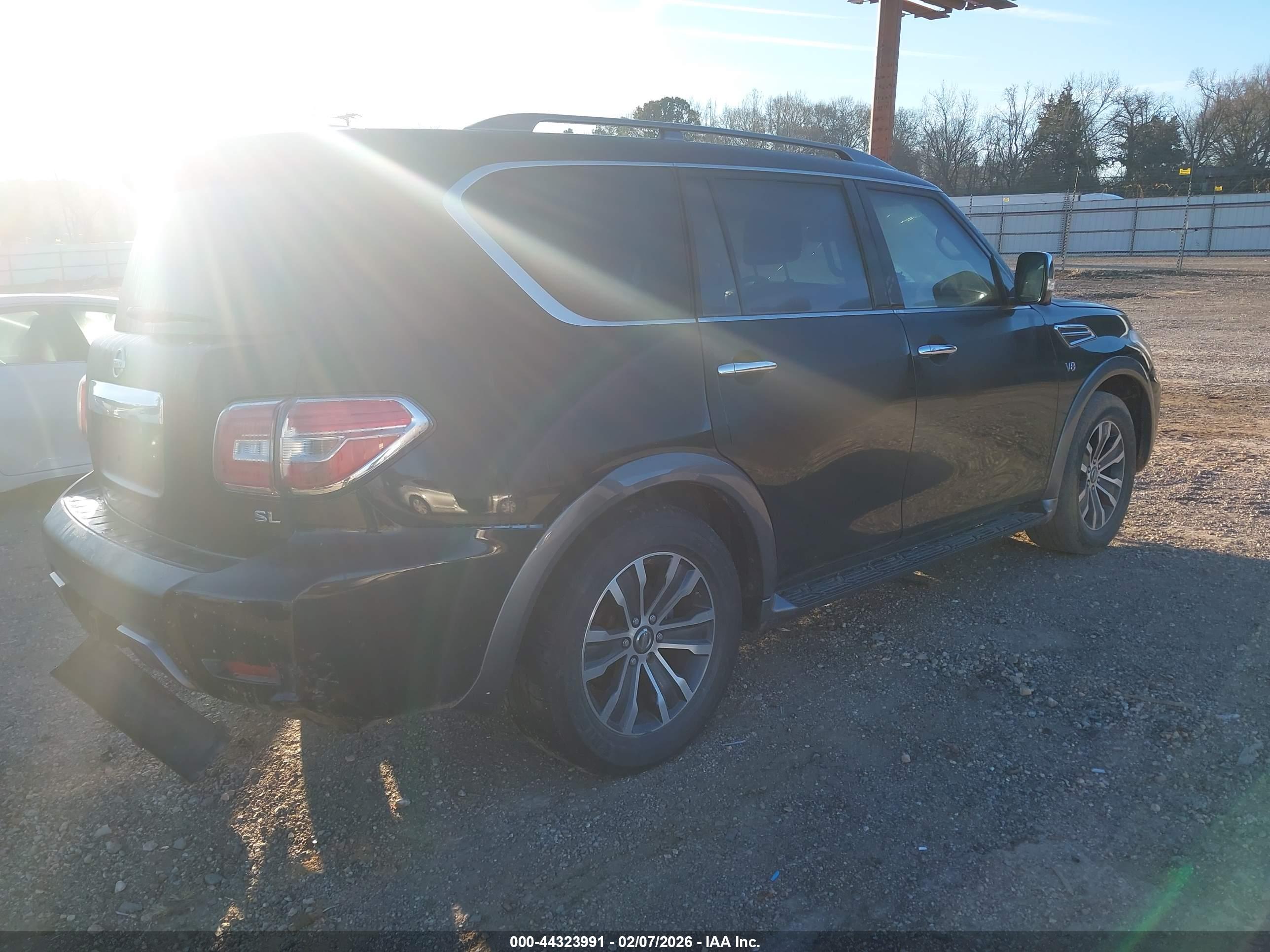 NISSAN ARMADA image 4