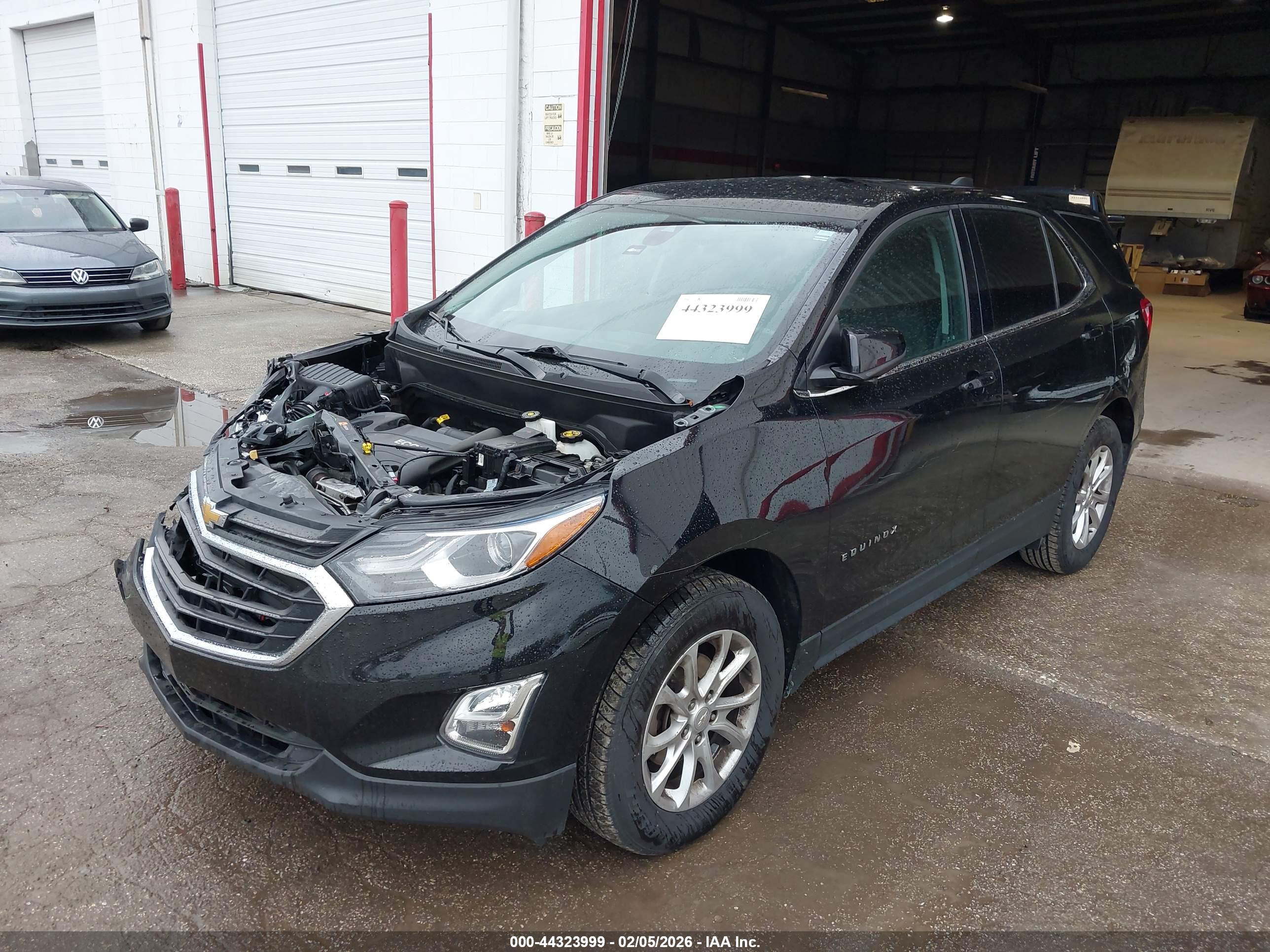 CHEVROLET EQUINOX image 2
