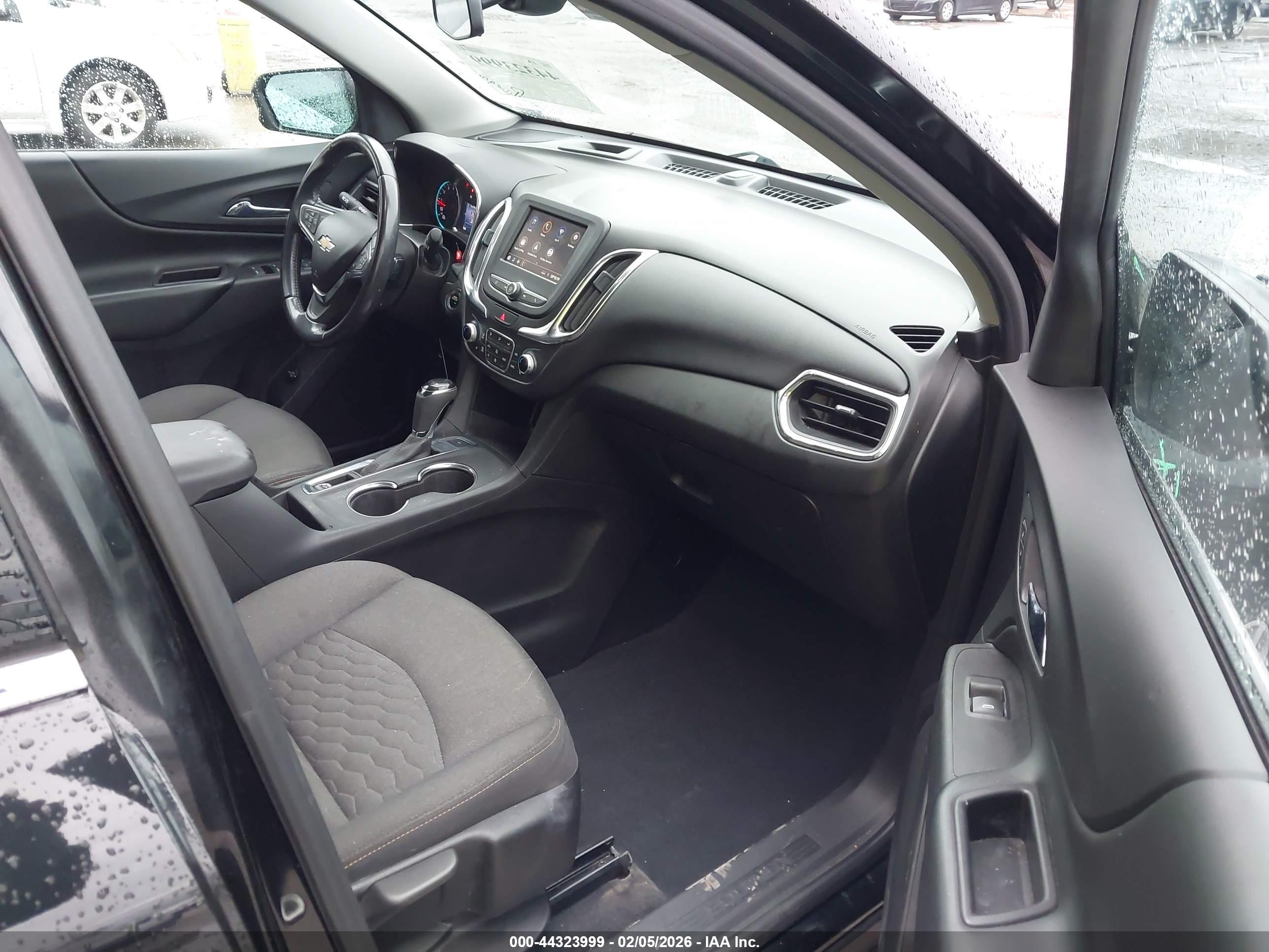 CHEVROLET EQUINOX image 5