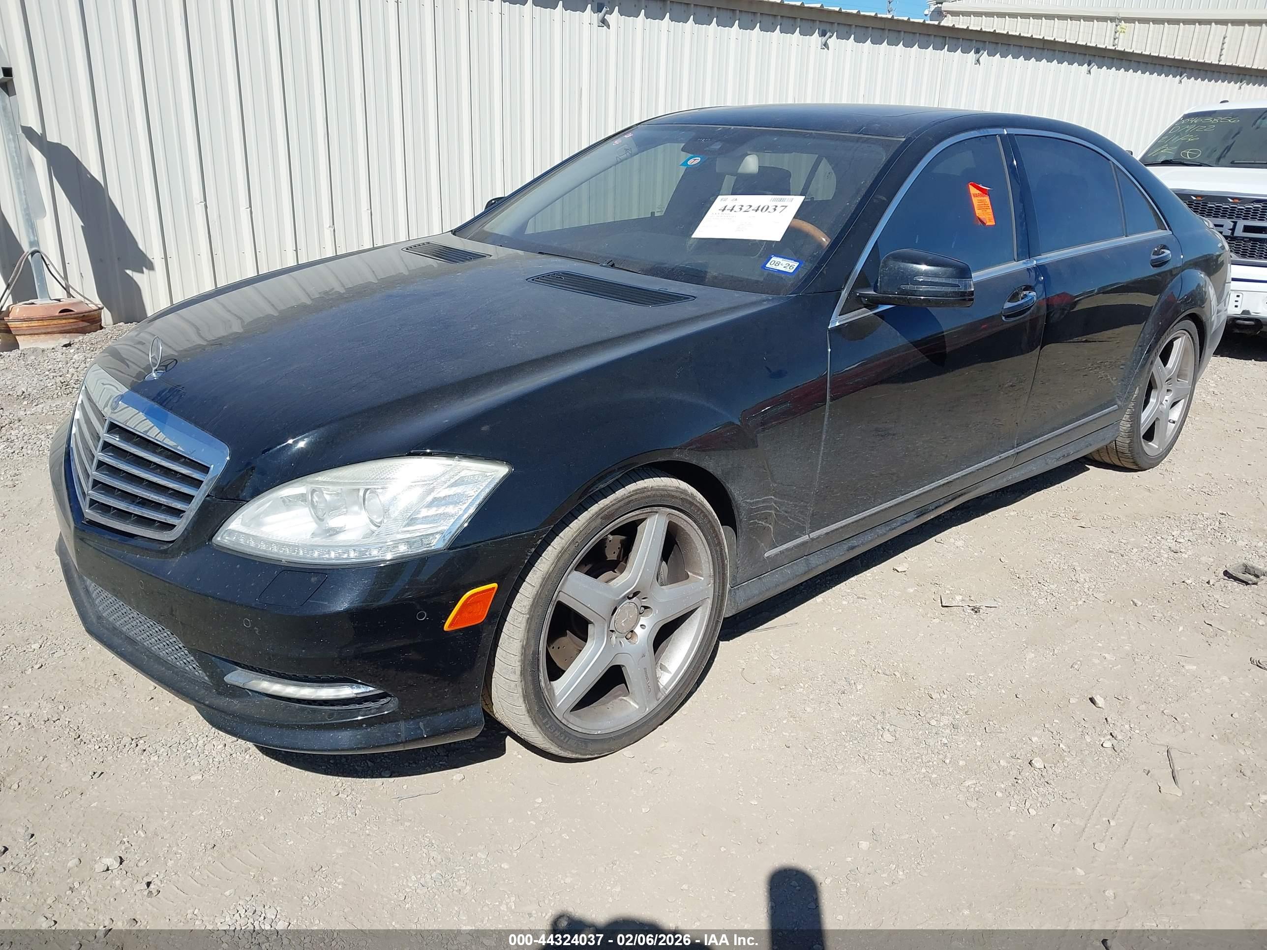 MERCEDES-BENZ S image 2