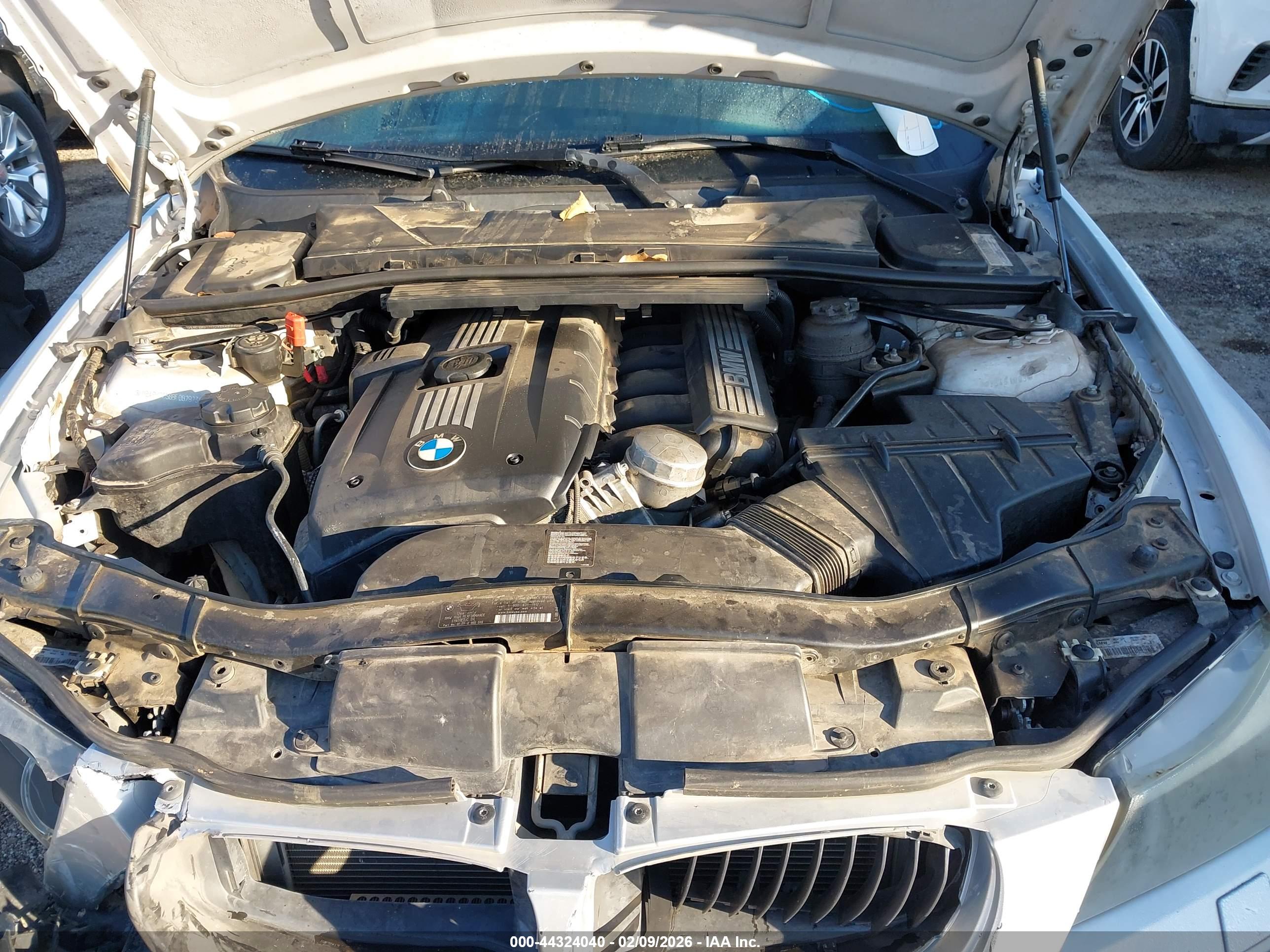 BMW 328I image 10