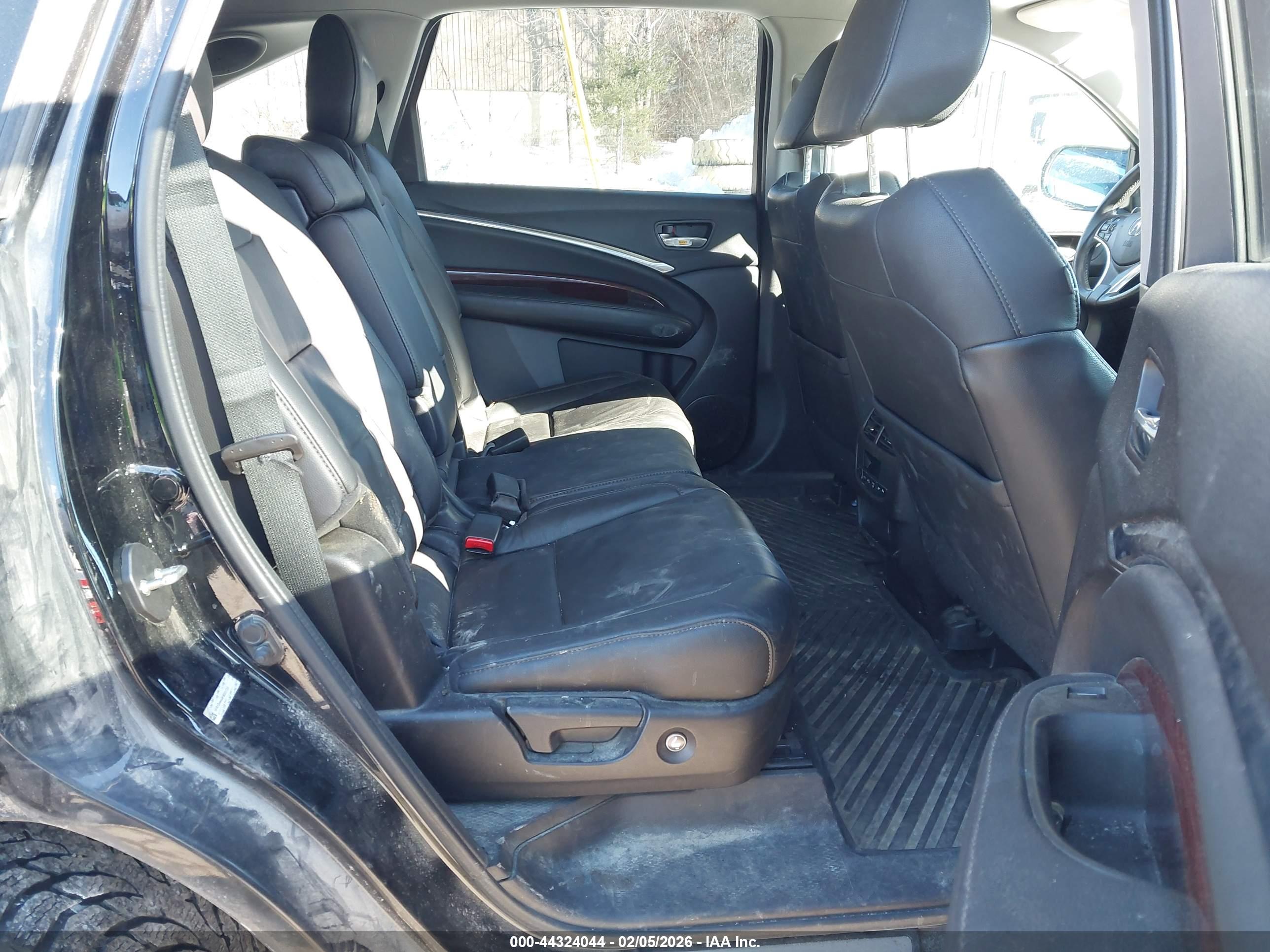 ACURA MDX image 8