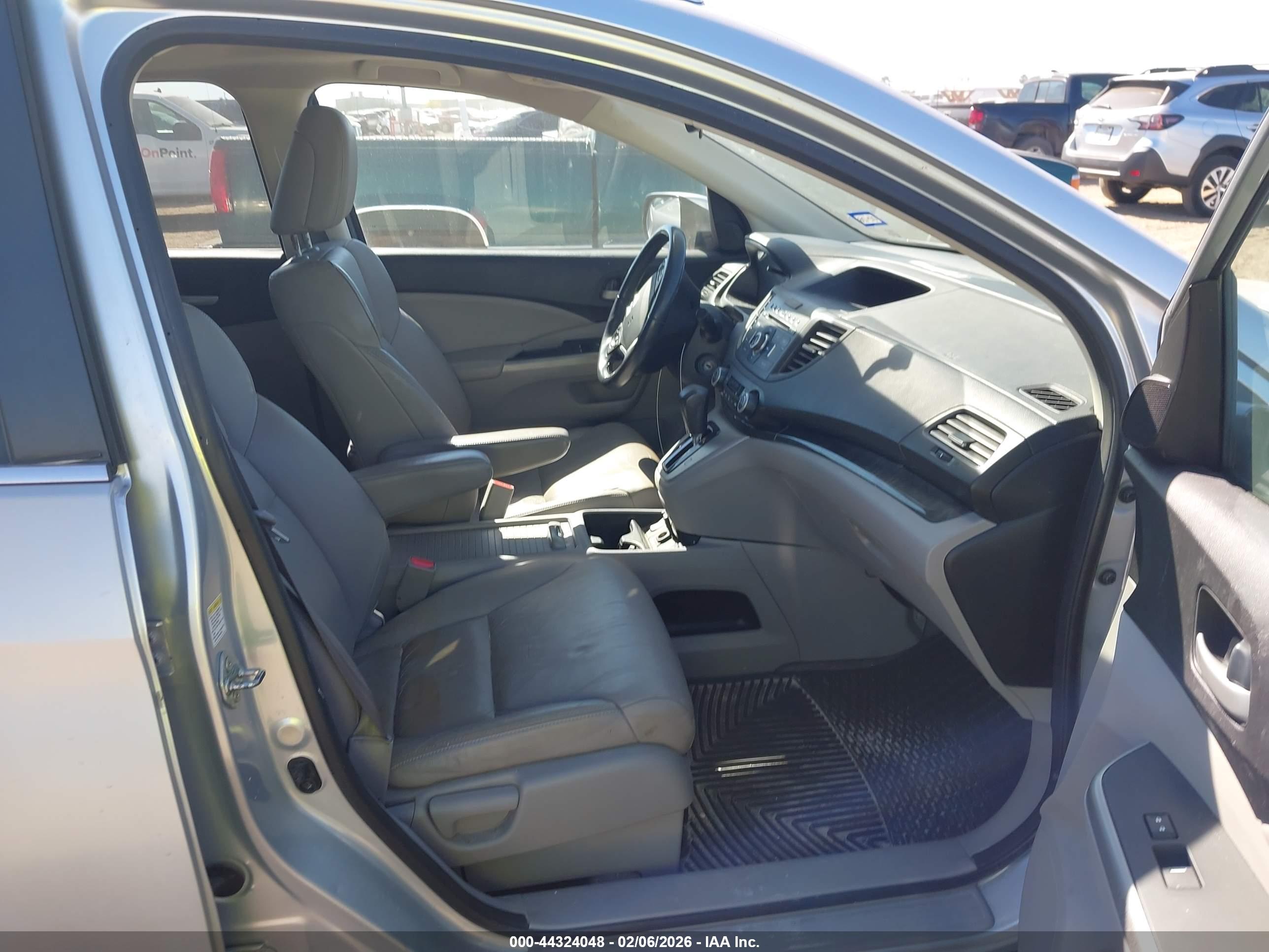 HONDA CR-V image 5